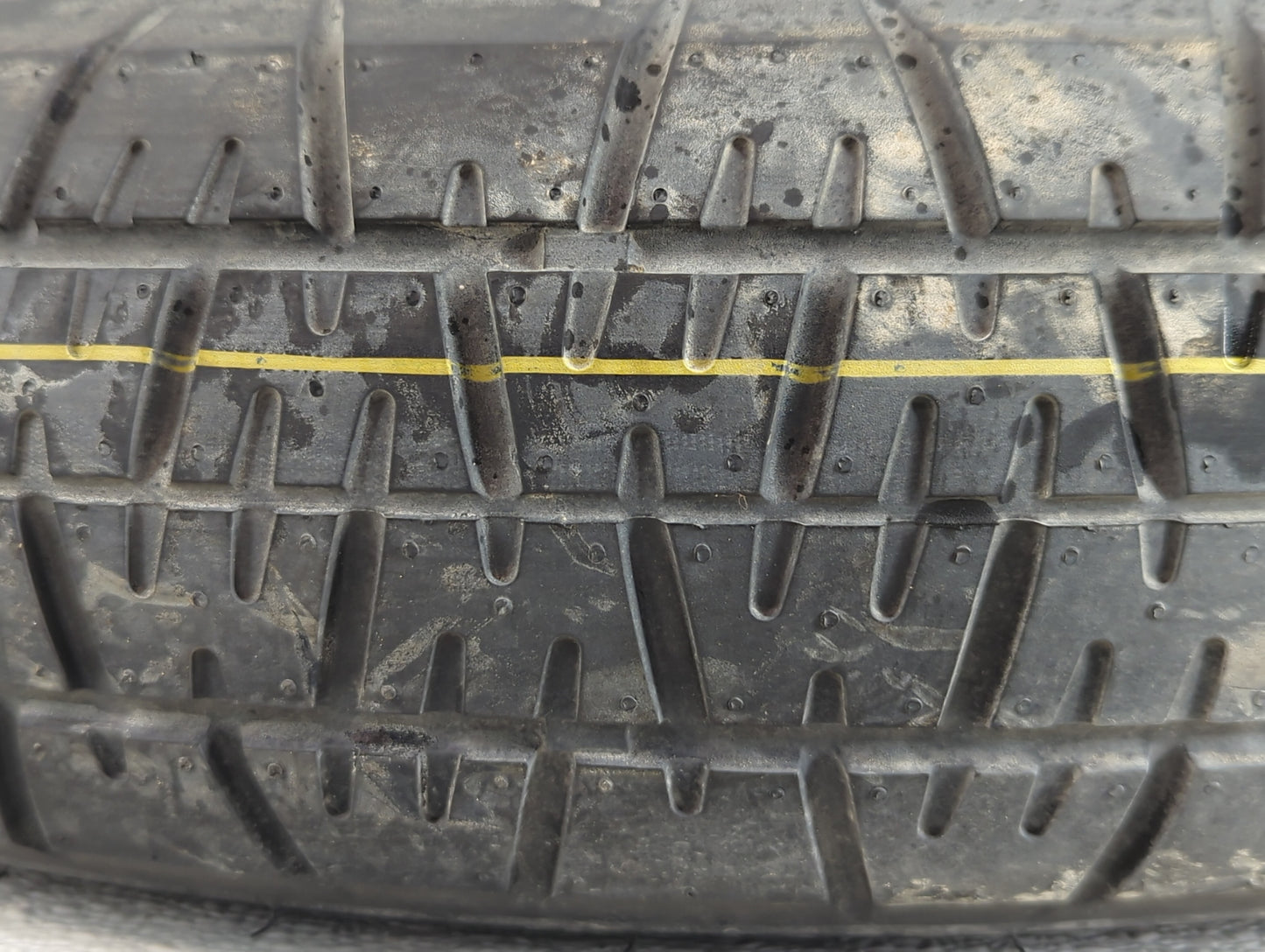 2008-2015 Chrysler Town & Country Spare Donut Tire Wheel Rim Oem - Oemusedautoparts1.com