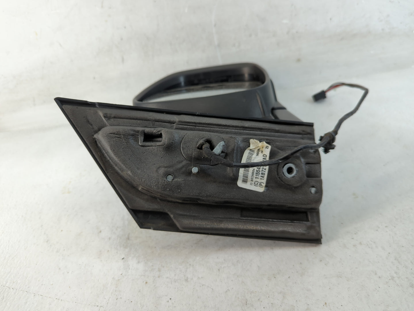 2011-2016 Chrysler Town & Country Passenger Side View Mirror - Right Door Mirror OEM Used - Oemusedautoparts1.com