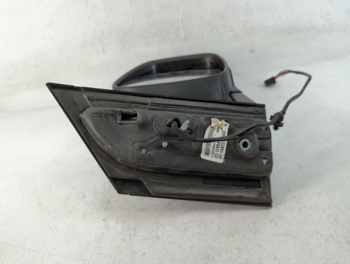 2011-2016 Chrysler Town & Country Passenger Side View Mirror - Right Door Mirror OEM Used - Oemusedautoparts1.com