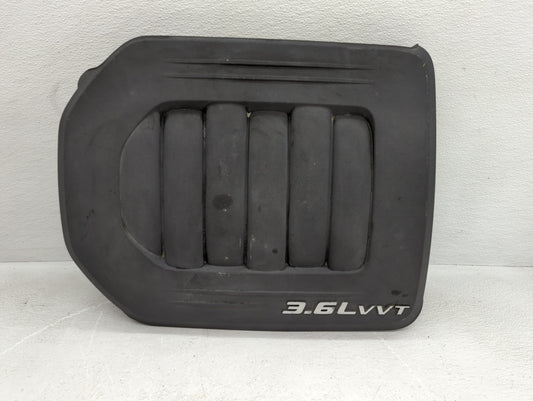 2011 Chrysler Town & Country Engine Cover - Oemusedautoparts1.com