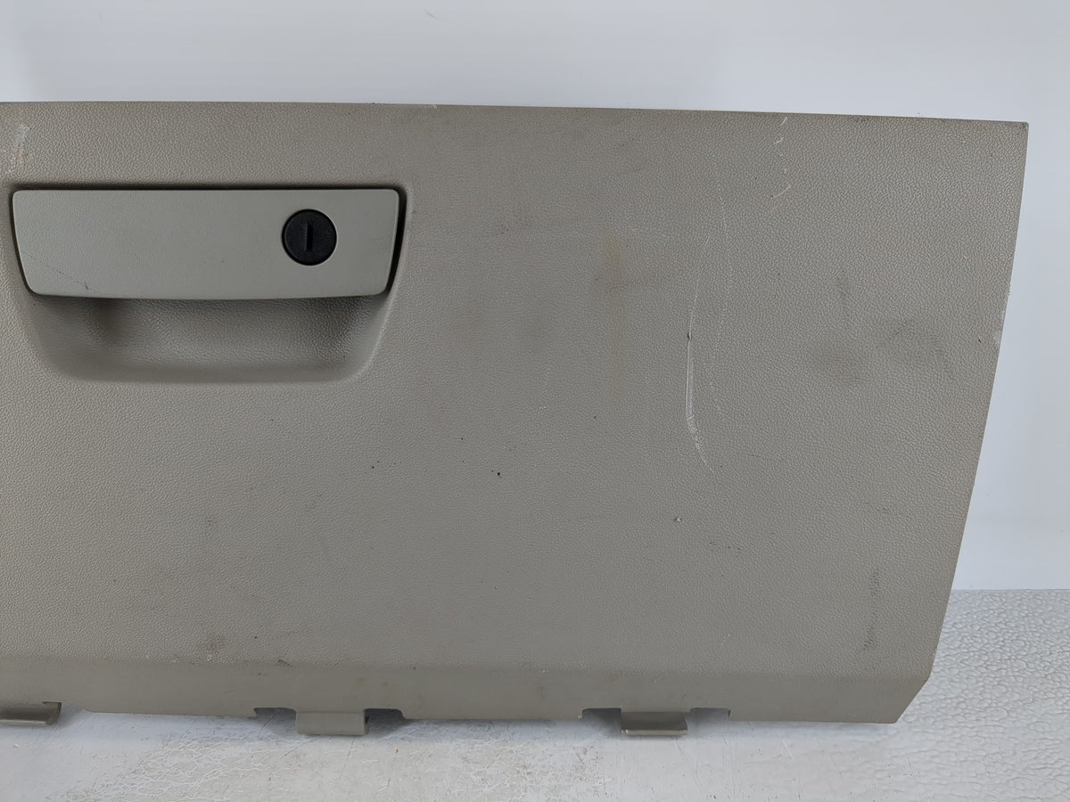 2011 Chrysler Town & Country Passenger Glove Box Door Storage Compartment 938378 - Oemusedautoparts1.com