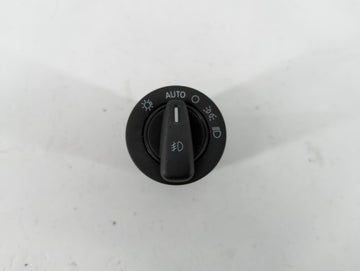 2011 Chrysler Town & Country Headlight Head Light Switch Lamp Control - Oemusedautoparts1.com
