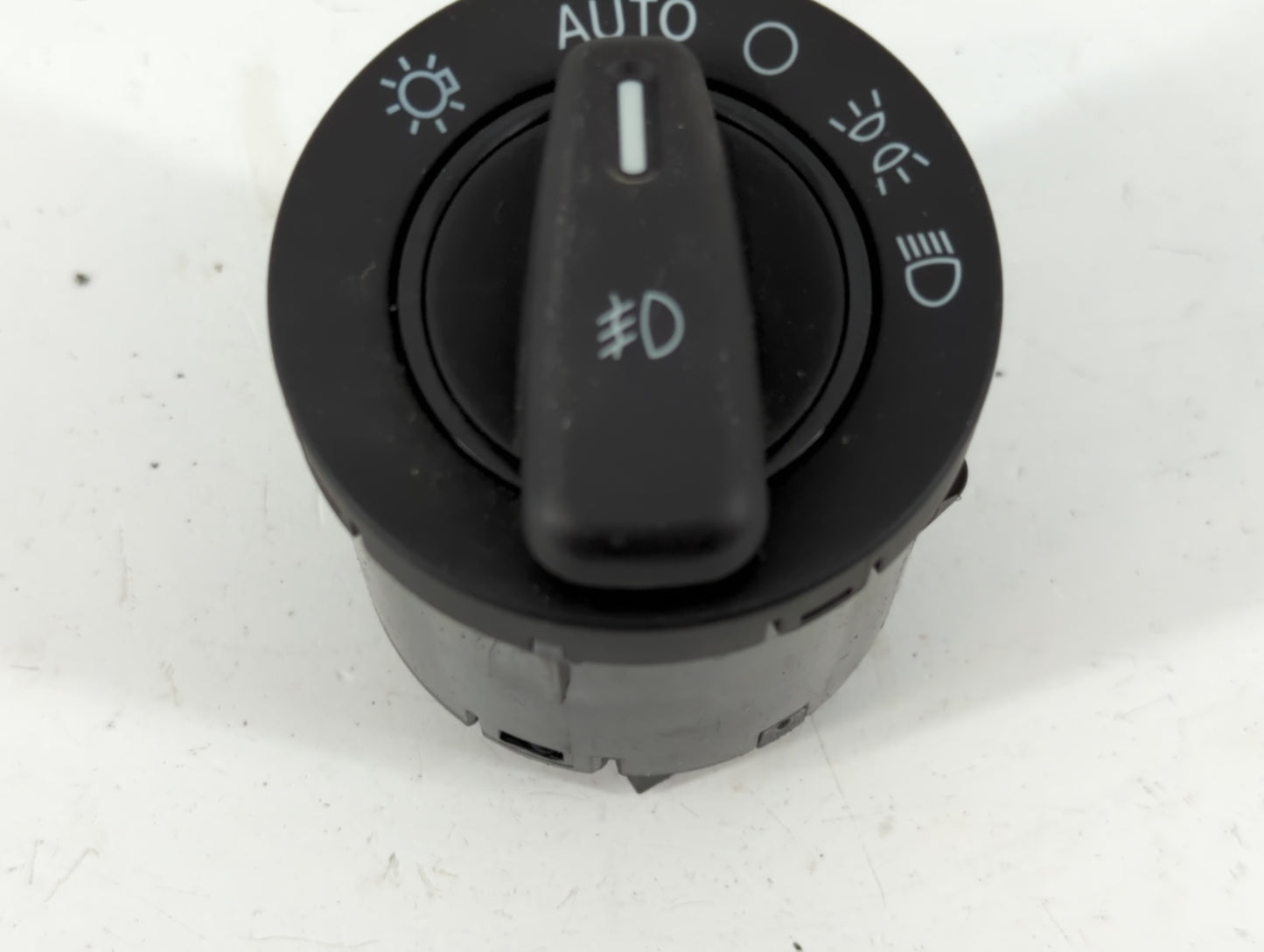 2011 Chrysler Town & Country Headlight Head Light Switch Lamp Control - Oemusedautoparts1.com
