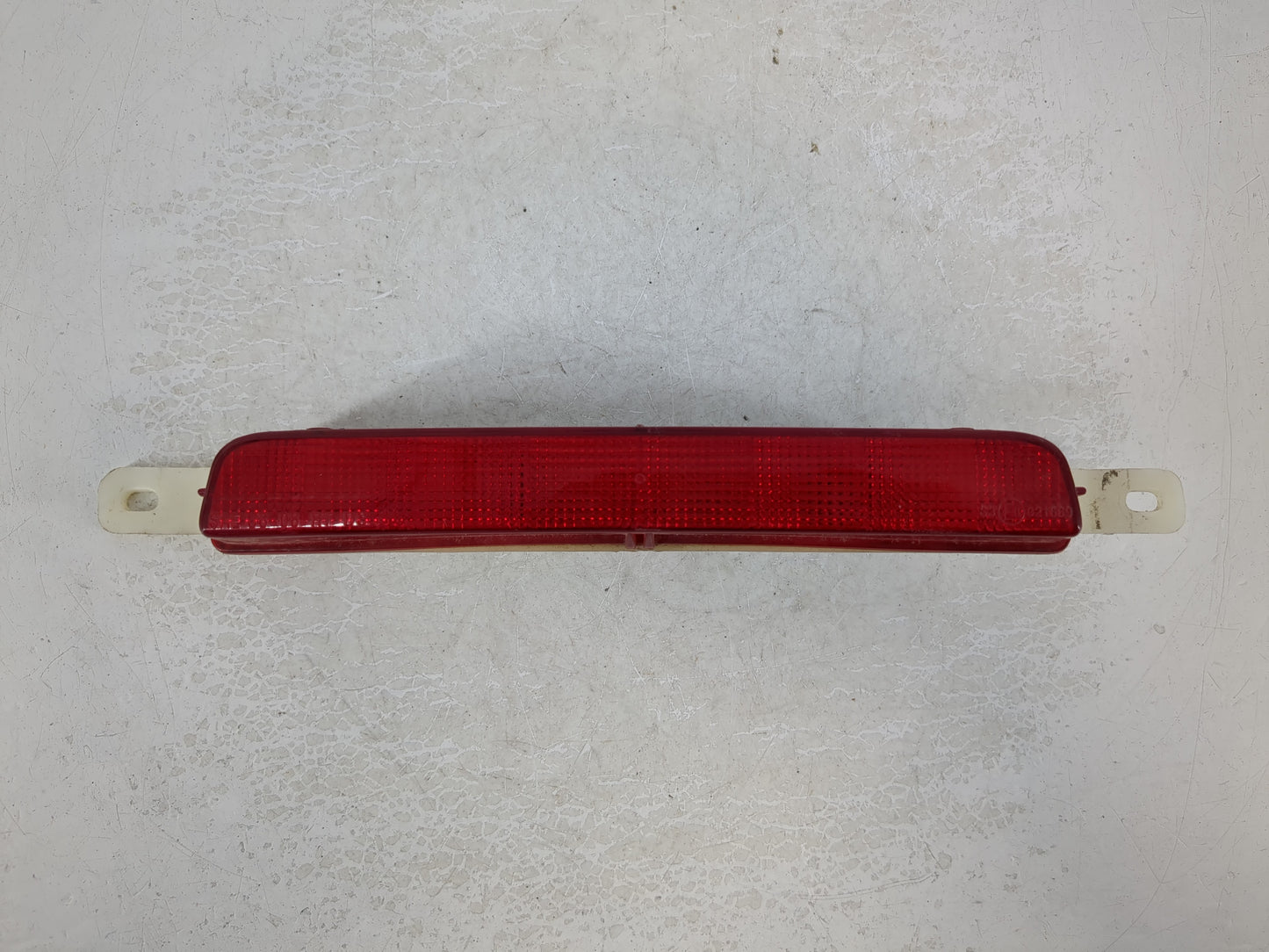 2011 Chrysler Town & Country Third Brake Light Tail Light Fits OEM Used Auto Parts - Oemusedautoparts1.com
