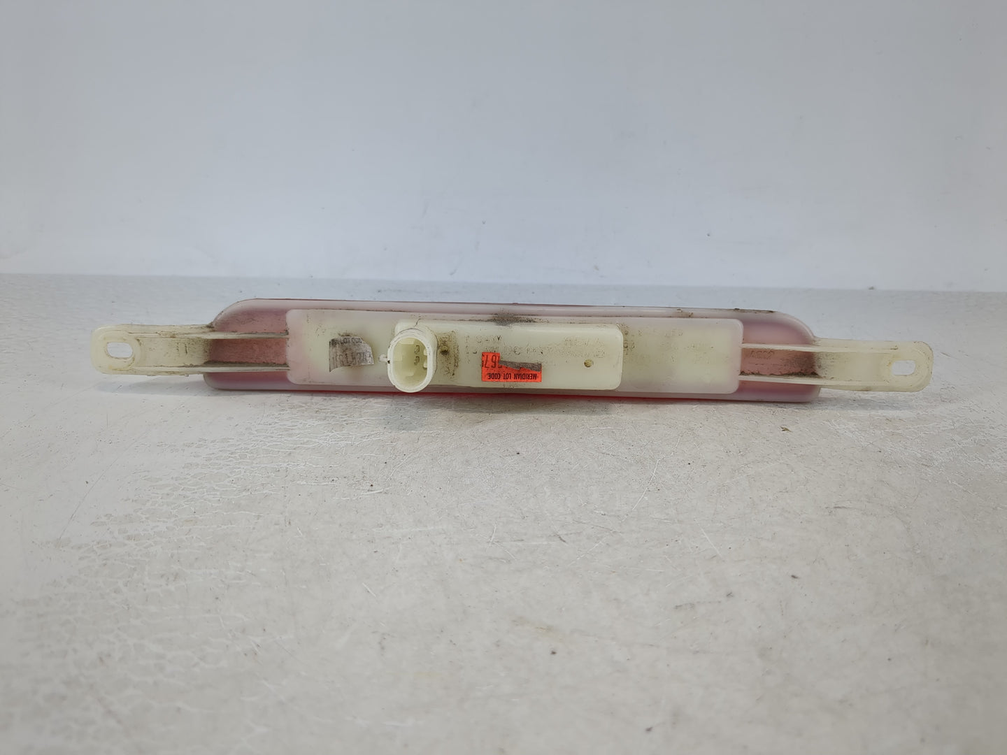 2011 Chrysler Town & Country Third Brake Light Tail Light Fits OEM Used Auto Parts - Oemusedautoparts1.com