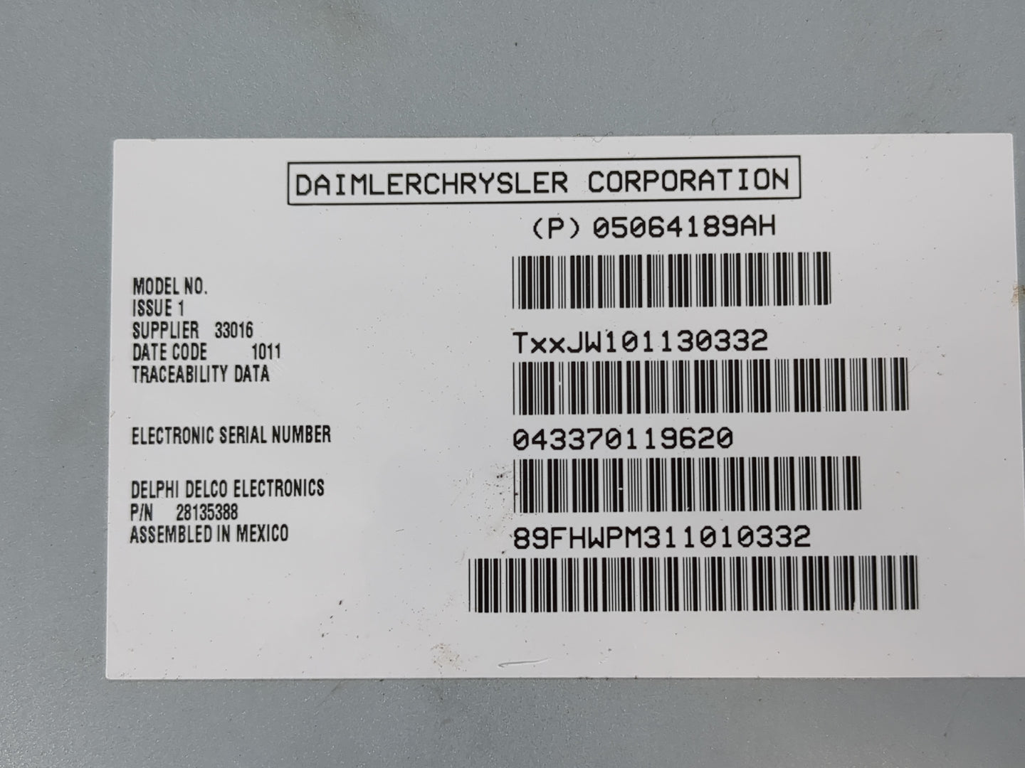 2008-2016 Chrysler Town & Country Radio Speaker Amplifier (p)05064189ah - Oemusedautoparts1.com