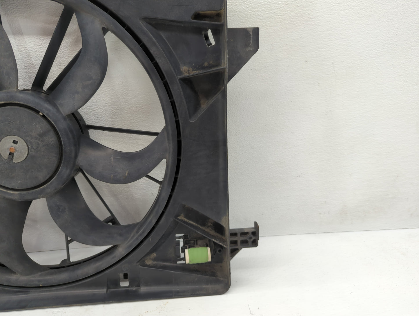 2008-2016 Chrysler Town & Country Electric Cooling Motor - Oem - Oemusedautoparts1.com
