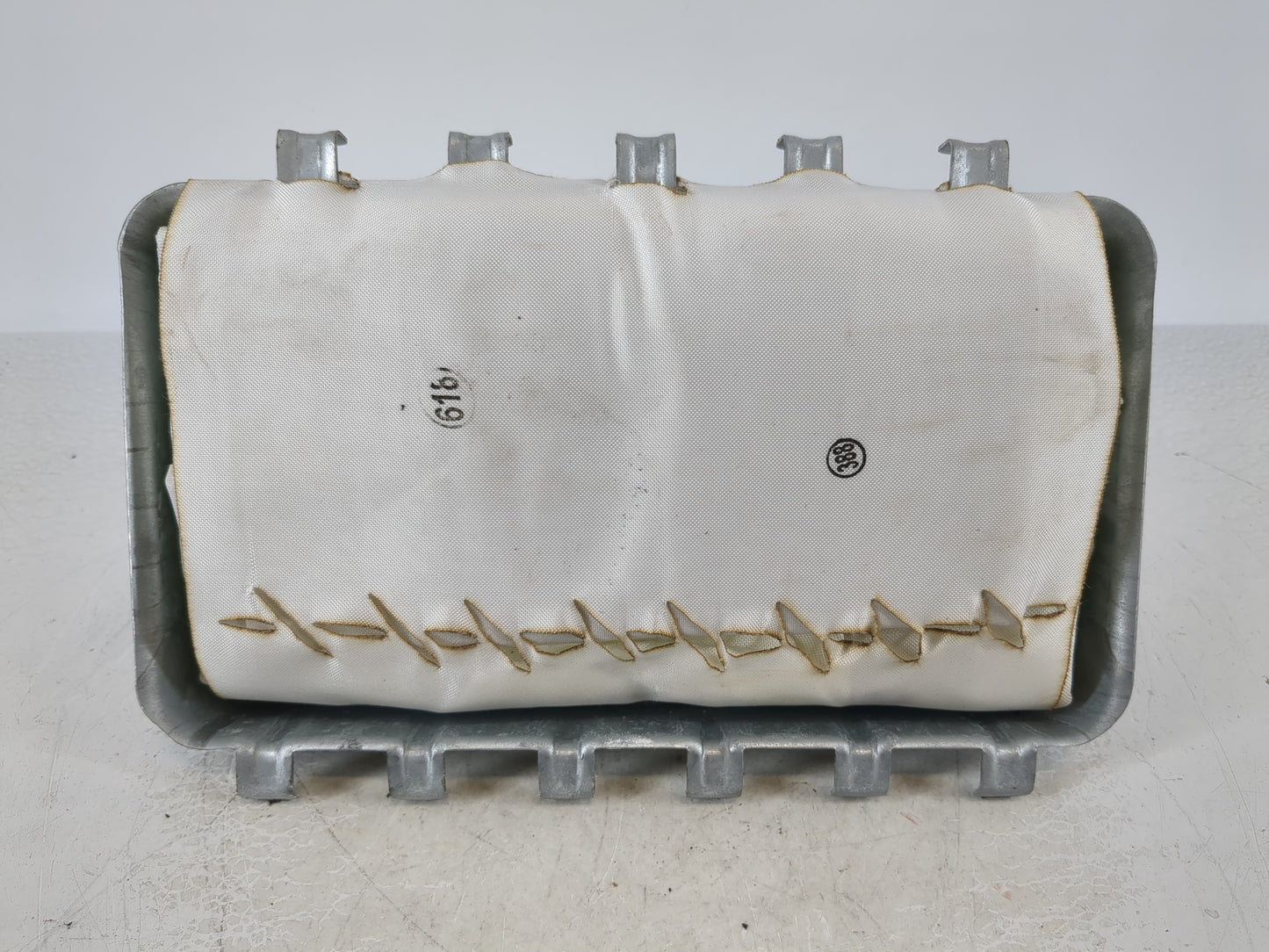 2013-2016 Chrysler Town & Country Air Bag Passenger Right Dashboard OEM P/N:P68086537AB Fits OEM Used Auto Parts - Oemusedau