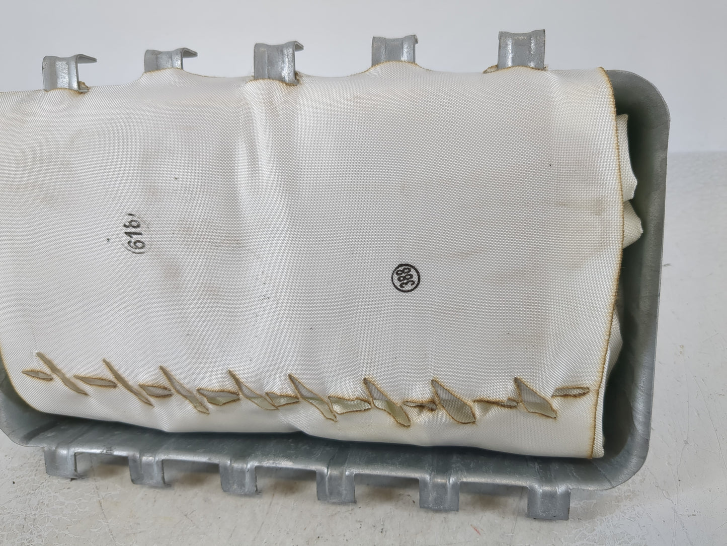 2013-2016 Chrysler Town & Country Air Bag Passenger Right Dashboard OEM P/N:P68086537AB Fits OEM Used Auto Parts - Oemusedau