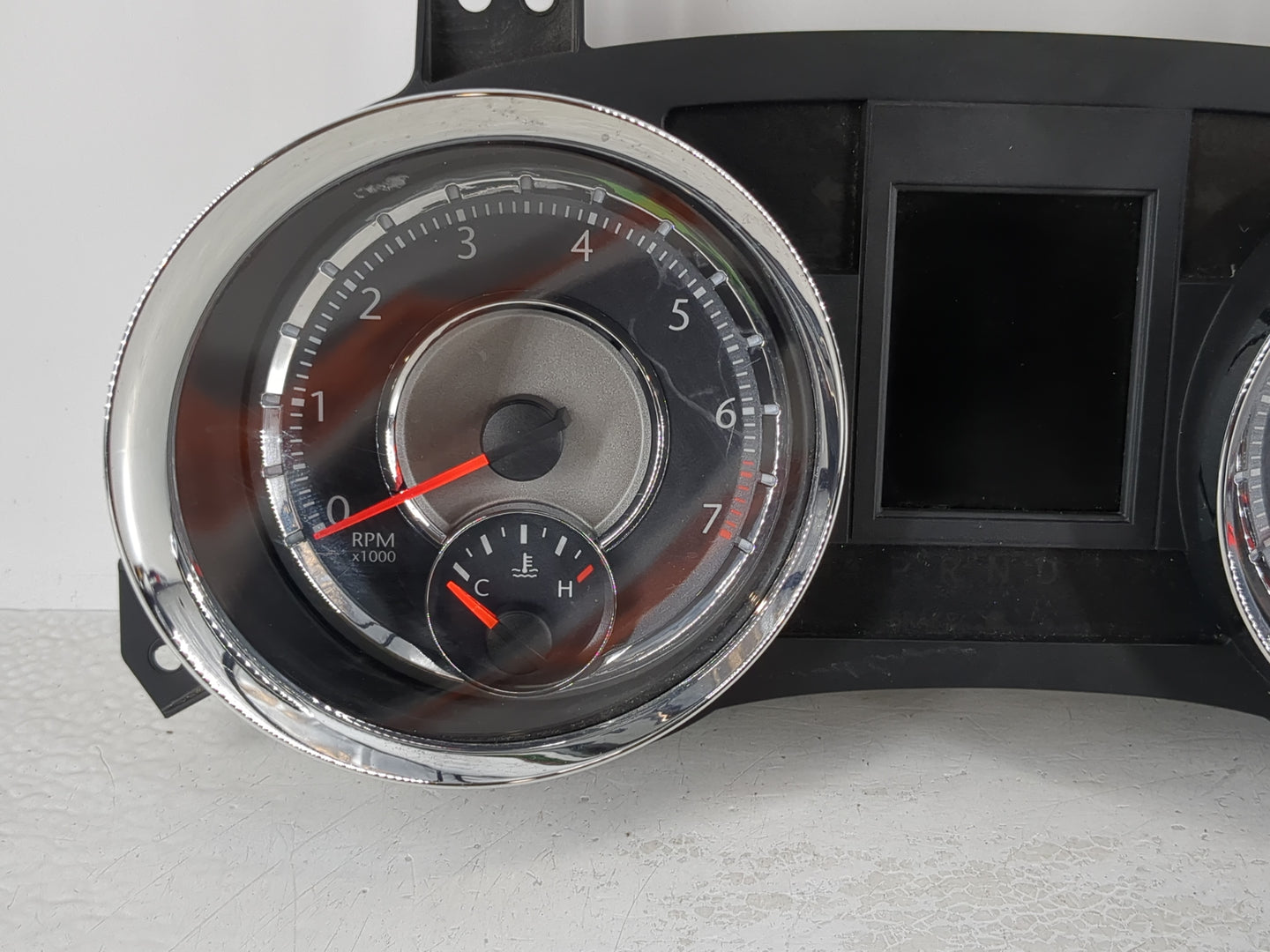 2011 Chrysler Town & Country Instrument Cluster Speedometer Gauges Fits OEM Used Auto Parts - Oemusedautoparts1.com