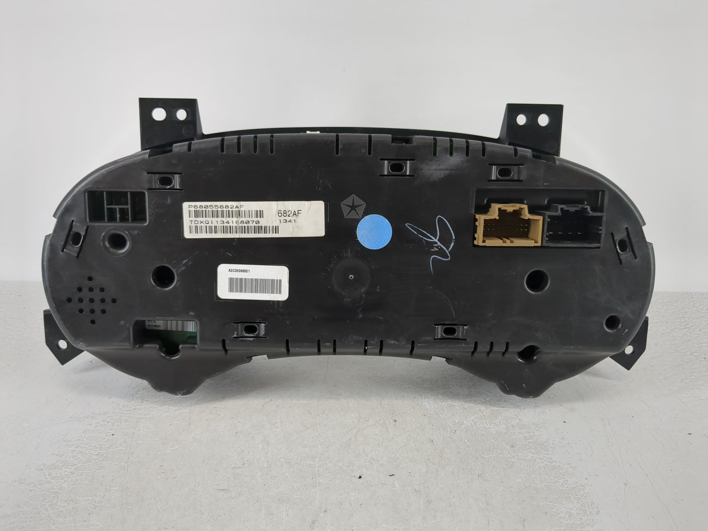 2011 Chrysler Town & Country Instrument Cluster Speedometer Gauges Fits OEM Used Auto Parts - Oemusedautoparts1.com