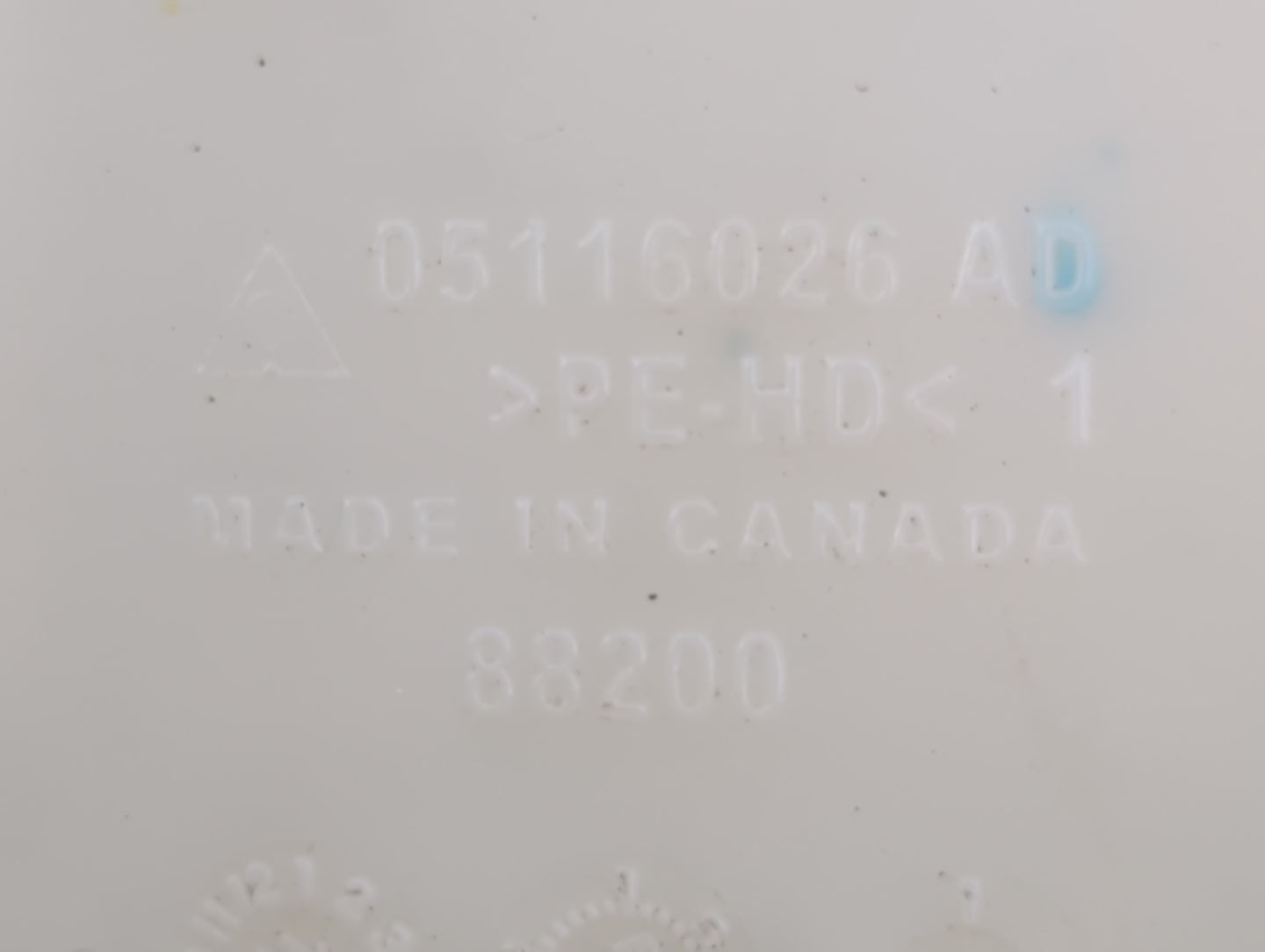 2011-2014 Dodge Avenger Windshield Washer Fluid Reservoir Bottle Oem - Oemusedautoparts1.com