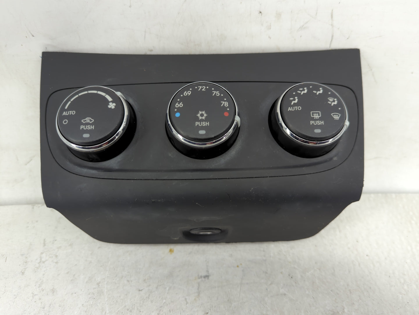 2008-2014 Dodge Avenger Climate Control Module Temperature AC/Heater Replacement P/N:55111888AF Fits OEM Used Auto Parts - O