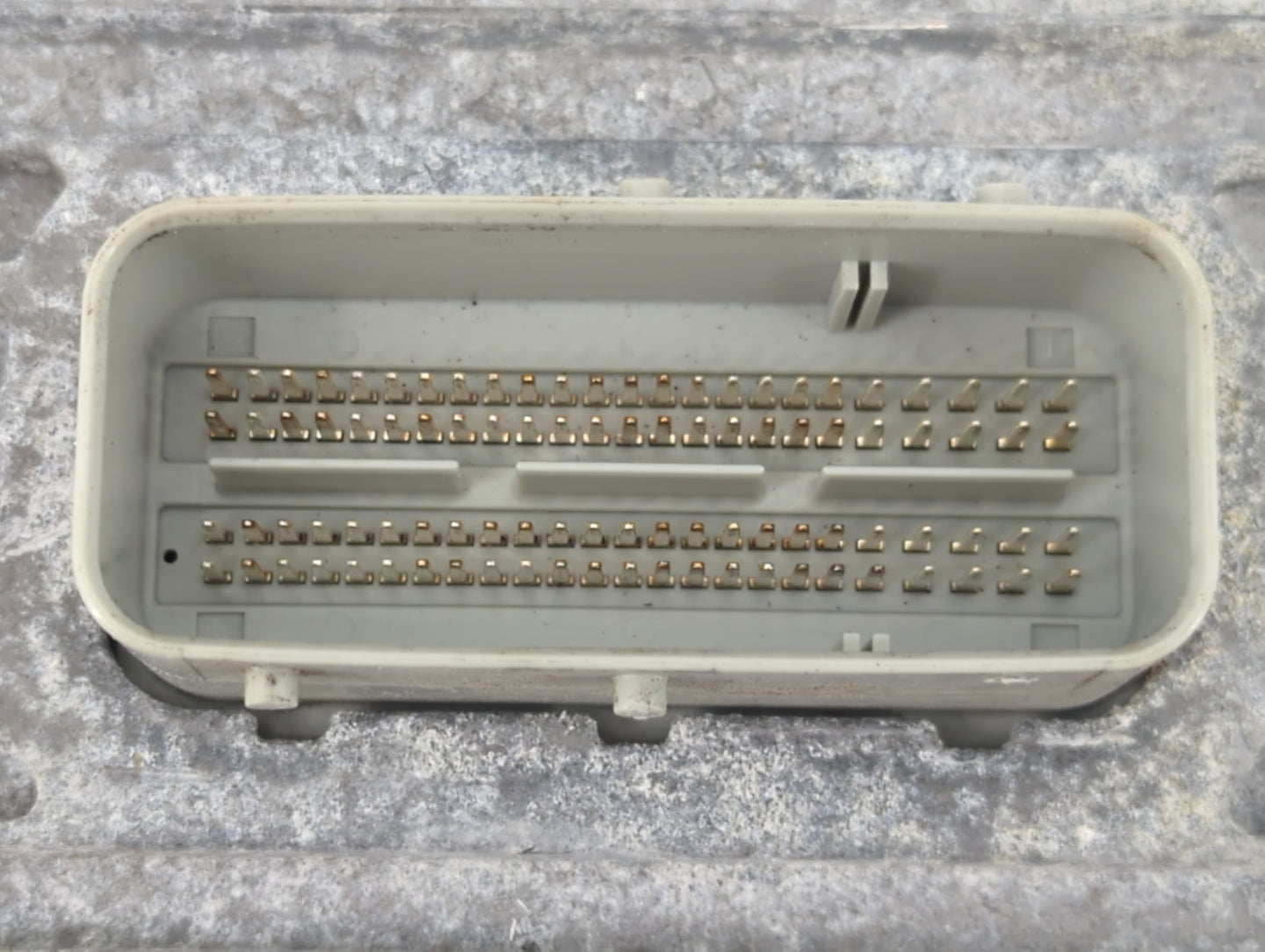 2011 Dodge Avenger PCM Engine Control Computer ECU ECM PCU OEM P/N:2841235801300 P05150627AB Fits OEM Used Auto Parts - Oemu