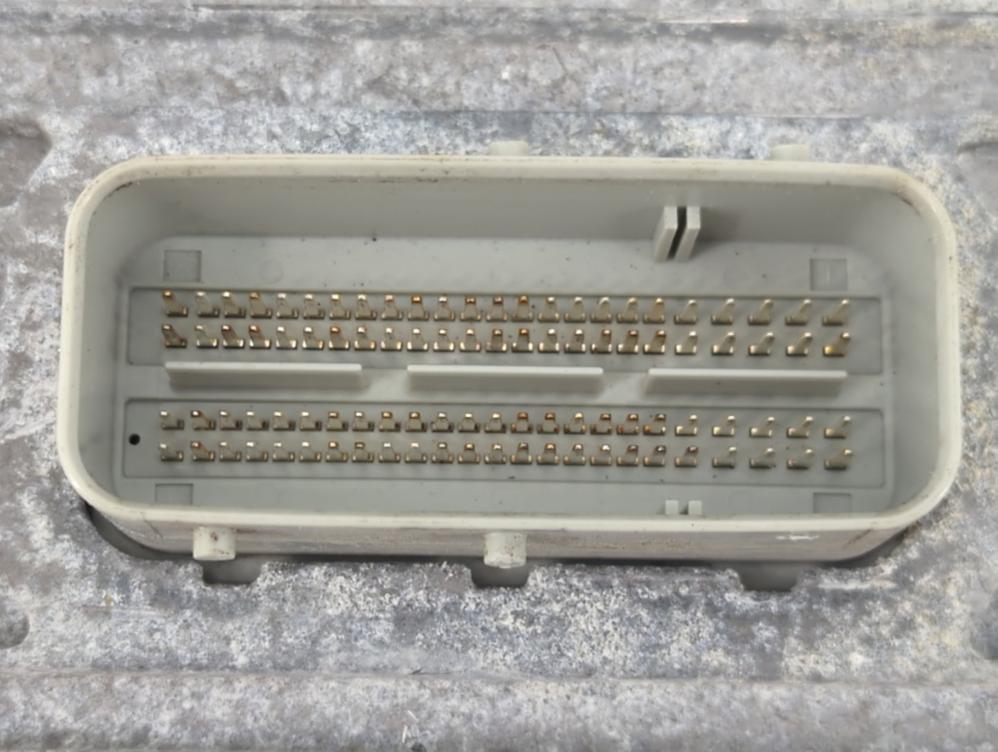 2011 Dodge Avenger PCM Engine Control Computer ECU ECM PCU OEM P/N:2841235801300 P05150627AB Fits OEM Used Auto Parts - Oemu