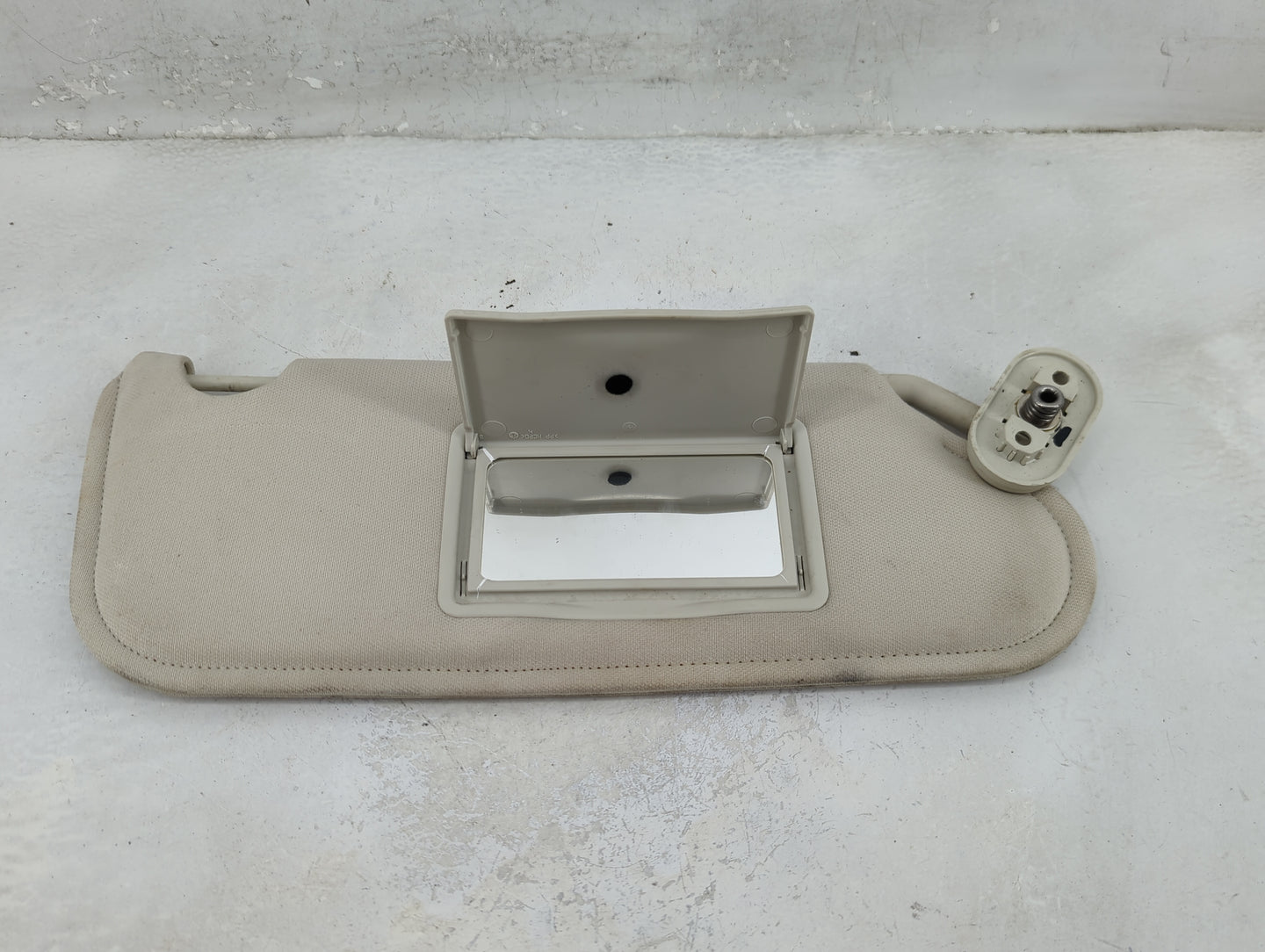 2011-2014 Dodge Avenger Sun Visor Shade Replacement Passenger Right Mirror Fits Fits 2011 2012 2013 2014 OEM Used Auto Parts