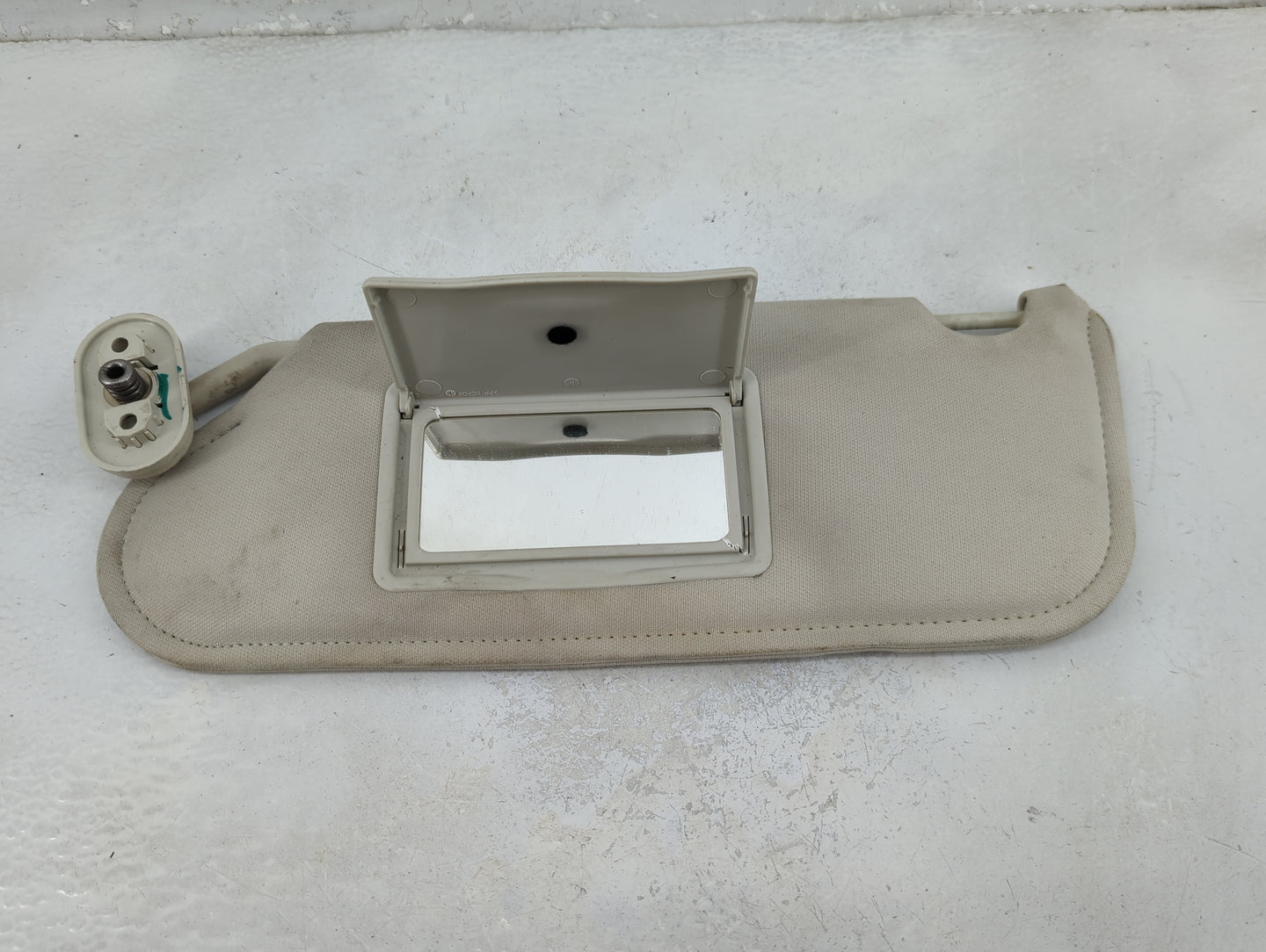 2011-2014 Dodge Avenger Sun Visor Shade Replacement Passenger Right Mirror Fits Fits 2011 2012 2013 2014 OEM Used Auto Parts