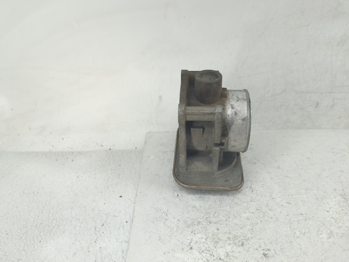 2008-2014 Dodge Avenger Throttle Body Fits Fits 2007 2008 2009 2010 2011 2012 2013 2014 2015 2016 2017 2018 OEM Used Auto Pa