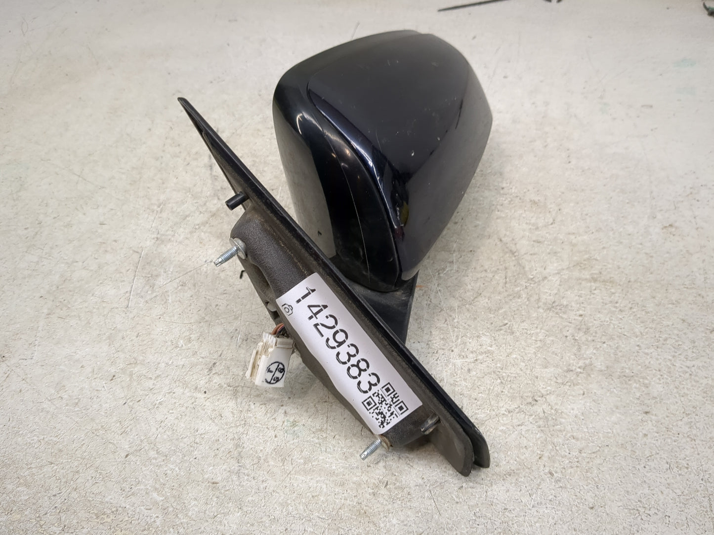 2013-2014 Dodge Avenger Driver Side View Mirror - Left Door Mirror OEM Used - Oemusedautoparts1.com