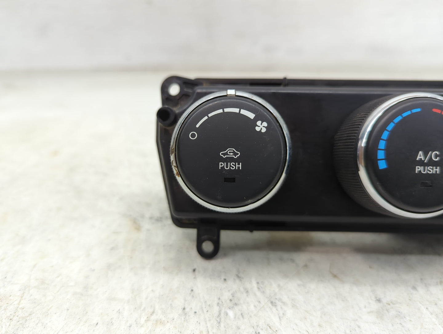 2010-2014 Dodge Avenger Climate Control Module Temperature AC/Heater Replacement P/N:P55111949AC Fits OEM Used Auto Parts - 
