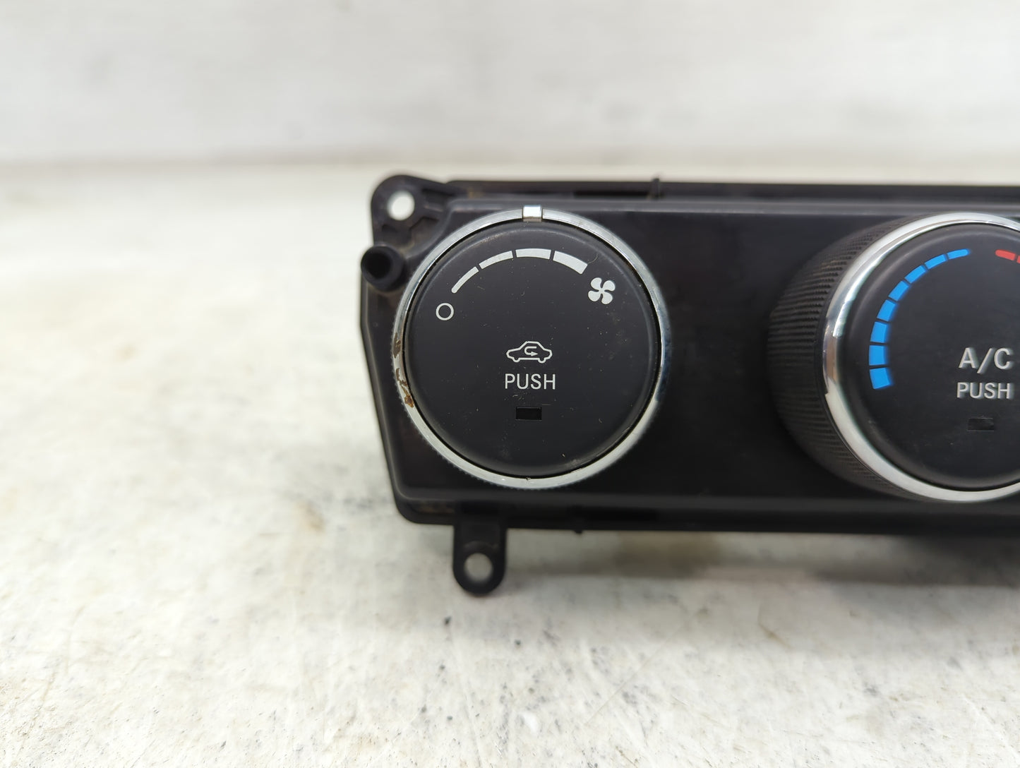 2010-2014 Dodge Avenger Climate Control Module Temperature AC/Heater Replacement P/N:P55111949AC Fits OEM Used Auto Parts - 