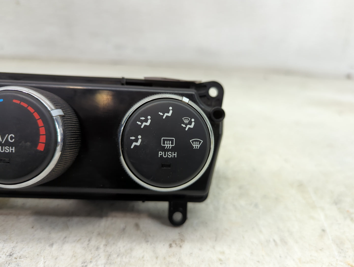 2010-2014 Dodge Avenger Climate Control Module Temperature AC/Heater Replacement P/N:P55111949AC Fits OEM Used Auto Parts - 