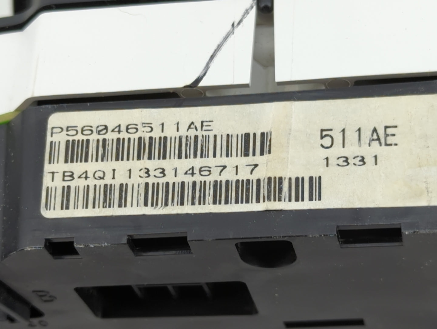 2011-2014 Dodge Avenger Instrument Cluster Speedometer Gauges P/N:P56046511AE Fits Fits 2011 2012 2013 2014 OEM Used Auto Pa