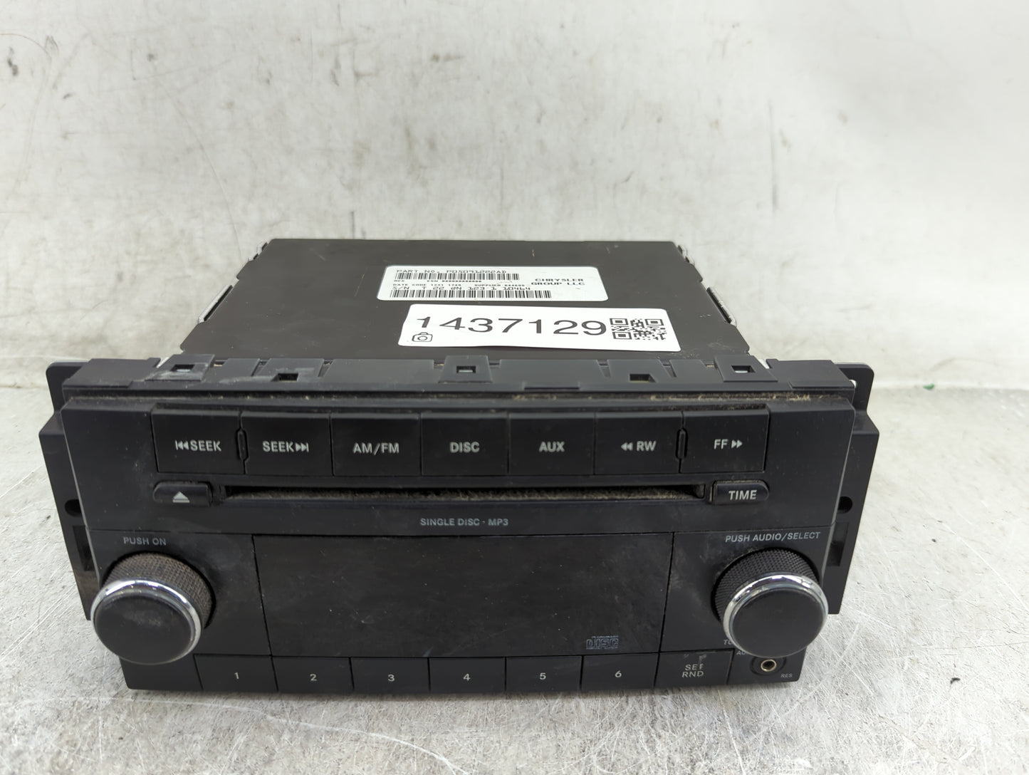 2011-2012 Dodge Avenger Radio AM FM Cd Player Receiver Replacement P/N:P05091222AD Fits Fits 2011 2012 OEM Used Auto Parts -