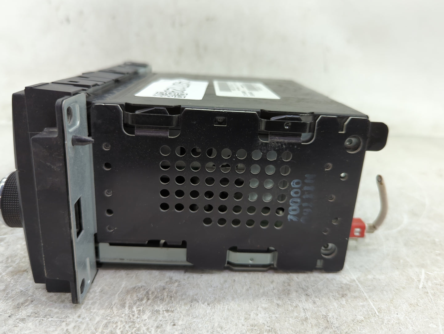 2011-2012 Dodge Avenger Radio AM FM Cd Player Receiver Replacement P/N:P05091222AD Fits Fits 2011 2012 OEM Used Auto Parts -