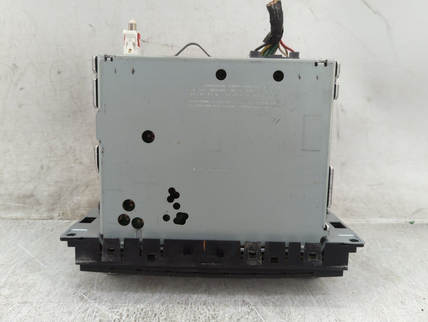 2011-2012 Dodge Avenger Radio AM FM Cd Player Receiver Replacement P/N:P05091222AD Fits Fits 2011 2012 OEM Used Auto Parts -