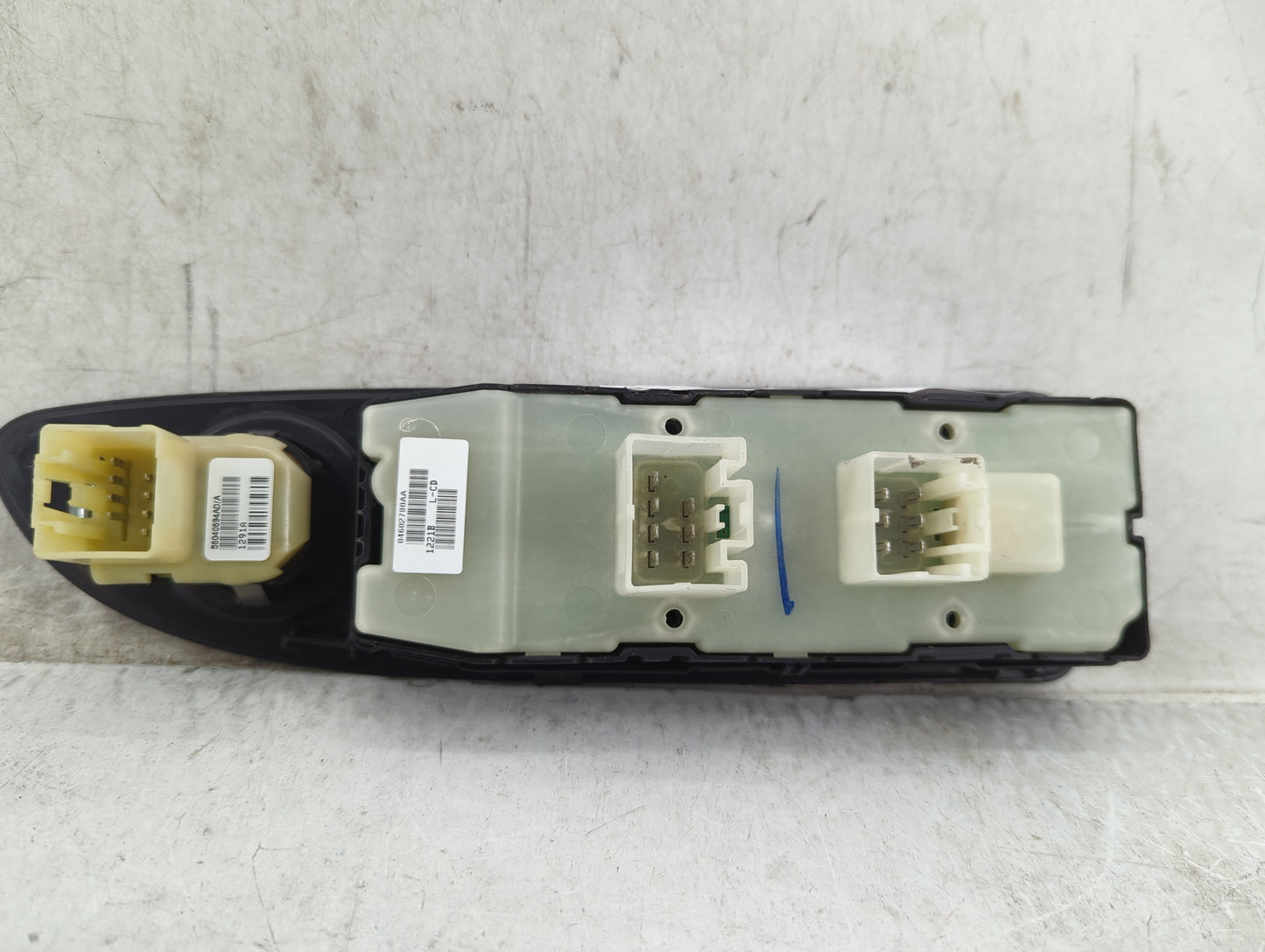 2008-2014 Dodge Avenger Master Power Window Switch Replacement Driver Side Left P/N:56040694AD Fits OEM Used Auto Parts - Oe