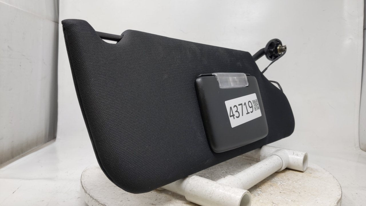 2011 Dodge Avenger Sun Visor Shade Replacement Passenger Right Mirror Fits OEM Used Auto Parts - Oemusedautoparts1.com