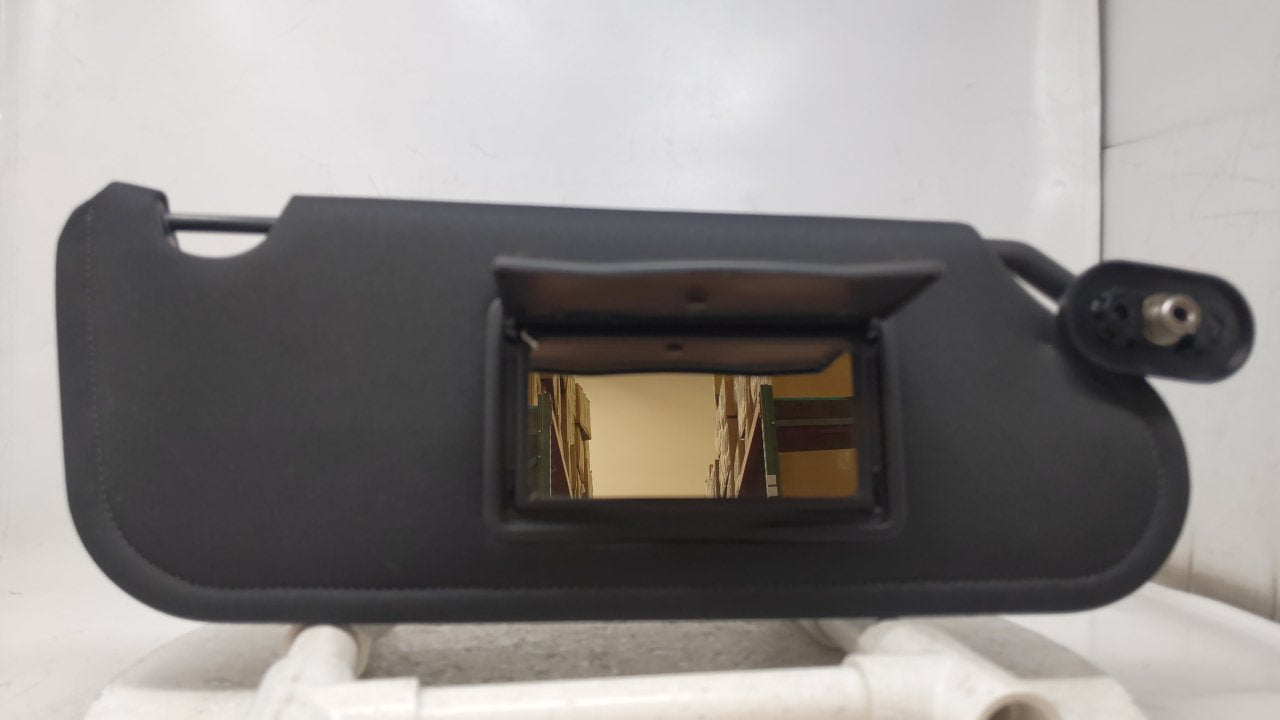 2011 Dodge Avenger Sun Visor Shade Replacement Passenger Right Mirror Fits OEM Used Auto Parts - Oemusedautoparts1.com
