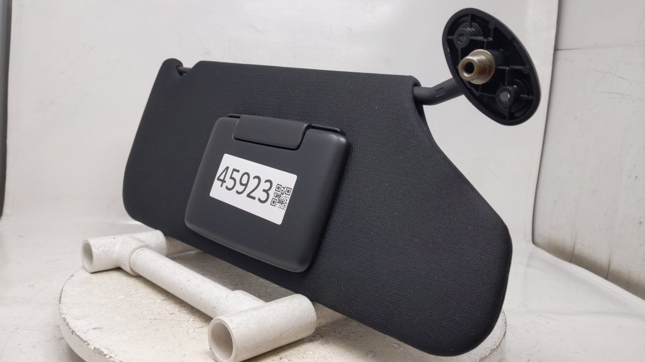 2011 Dodge Avenger Sun Visor Shade Replacement Passenger Right Mirror Fits OEM Used Auto Parts - Oemusedautoparts1.com