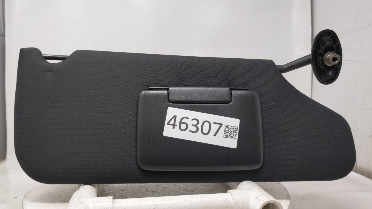 2011 Dodge Avenger Sun Visor Shade Replacement Passenger Right Mirror Fits OEM Used Auto Parts - Oemusedautoparts1.com