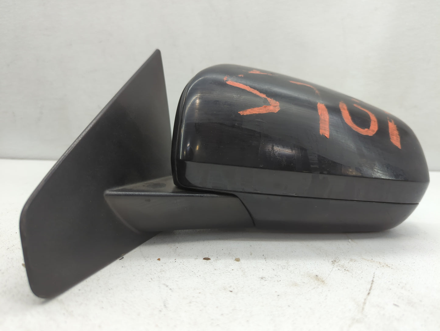 2013-2014 Dodge Avenger Driver Side View Mirror - Left Door Mirror OEM Used - Oemusedautoparts1.com
