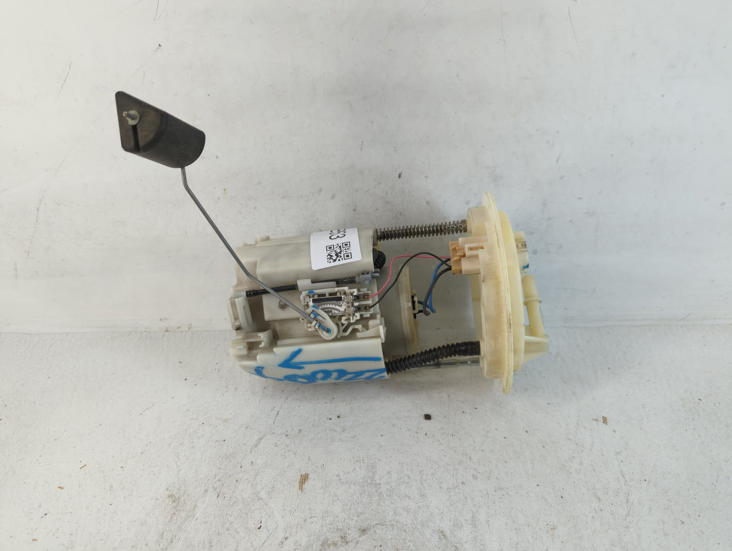 2008-2014 Dodge Avenger Electrical Gas Fuel Pump Assembly - Oemusedautoparts1.com