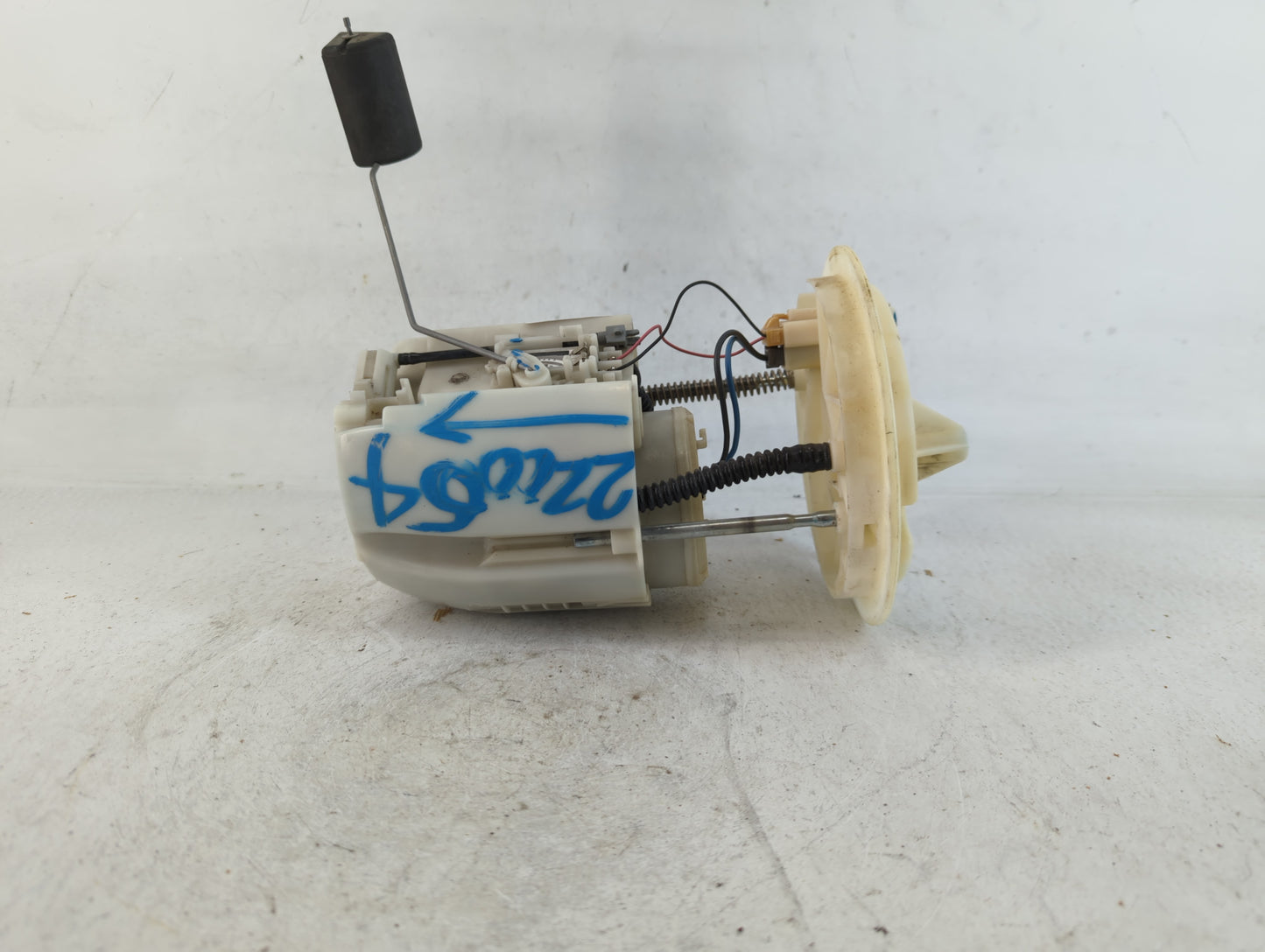 2008-2014 Dodge Avenger Electrical Gas Fuel Pump Assembly - Oemusedautoparts1.com