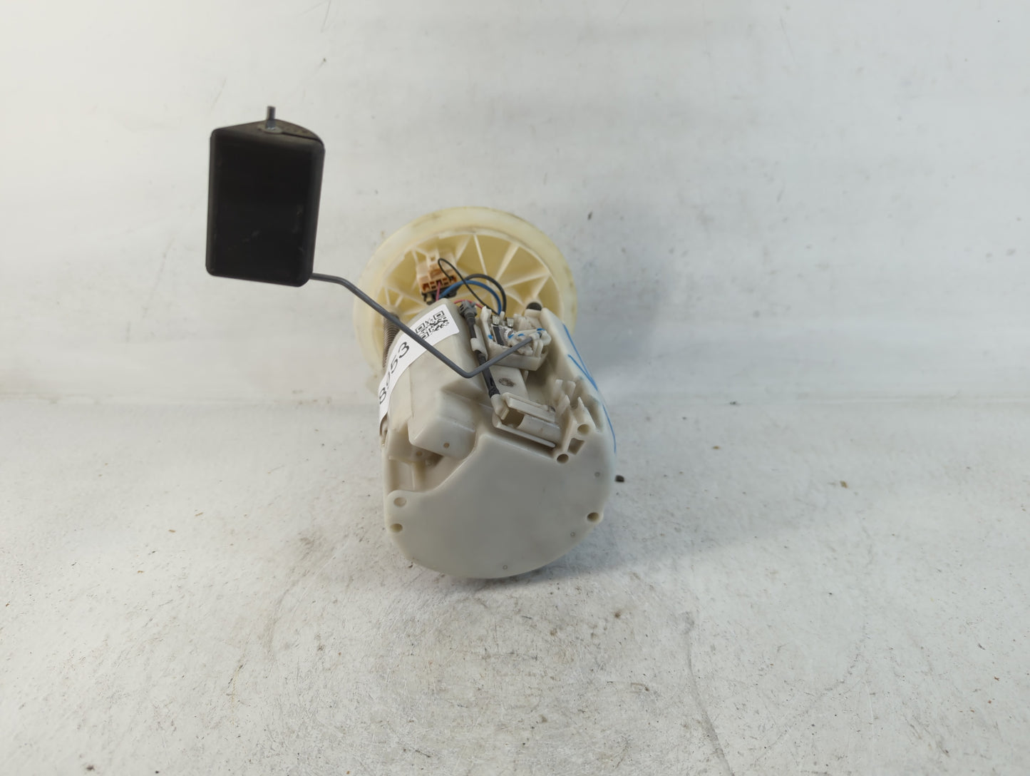 2008-2014 Dodge Avenger Electrical Gas Fuel Pump Assembly - Oemusedautoparts1.com