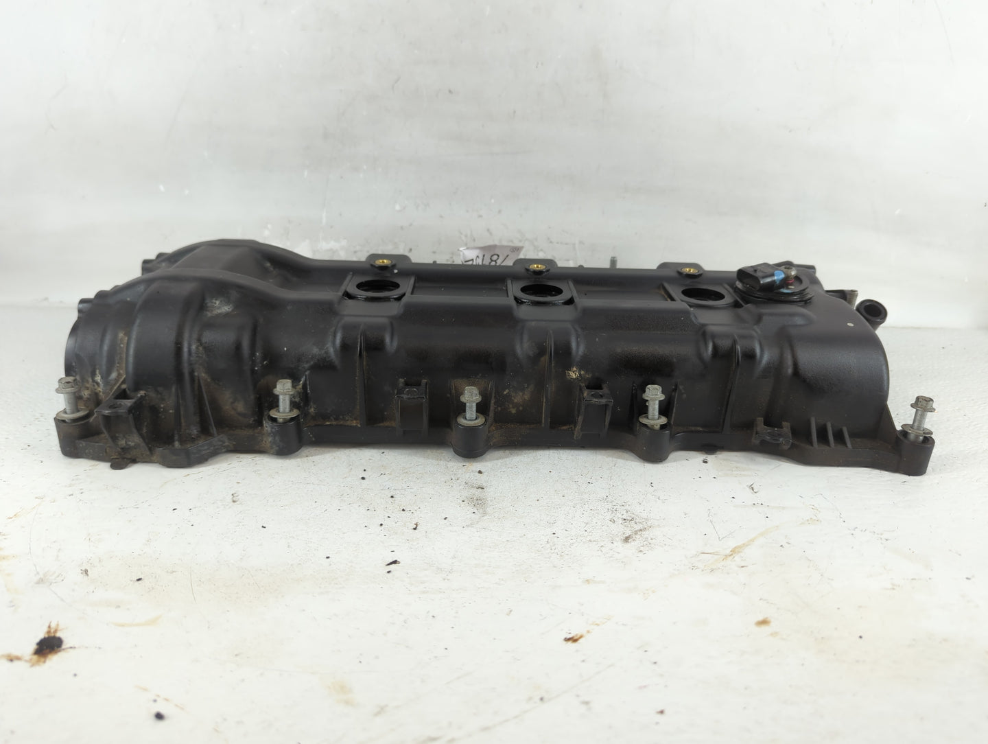 2011 Dodge Avenger Driver Left Cylinder Head Valve Cover P/N:05184068 AJ Fits OEM Used Auto Parts - Oemusedautoparts1.com