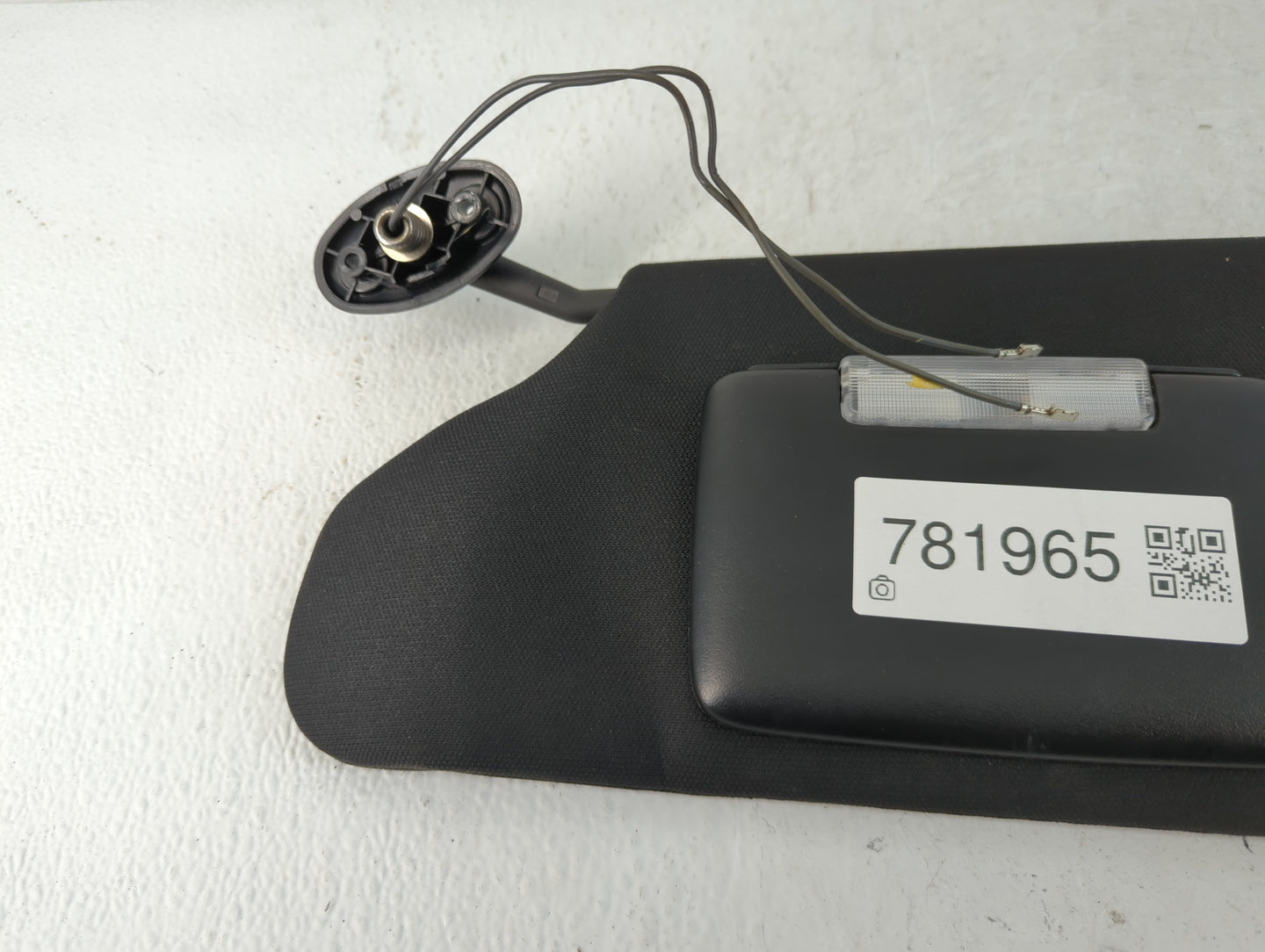 2011-2014 Dodge Avenger Sun Visor Shade Replacement Driver Left Mirror Fits Fits 2011 2012 2013 2014 OEM Used Auto Parts - O