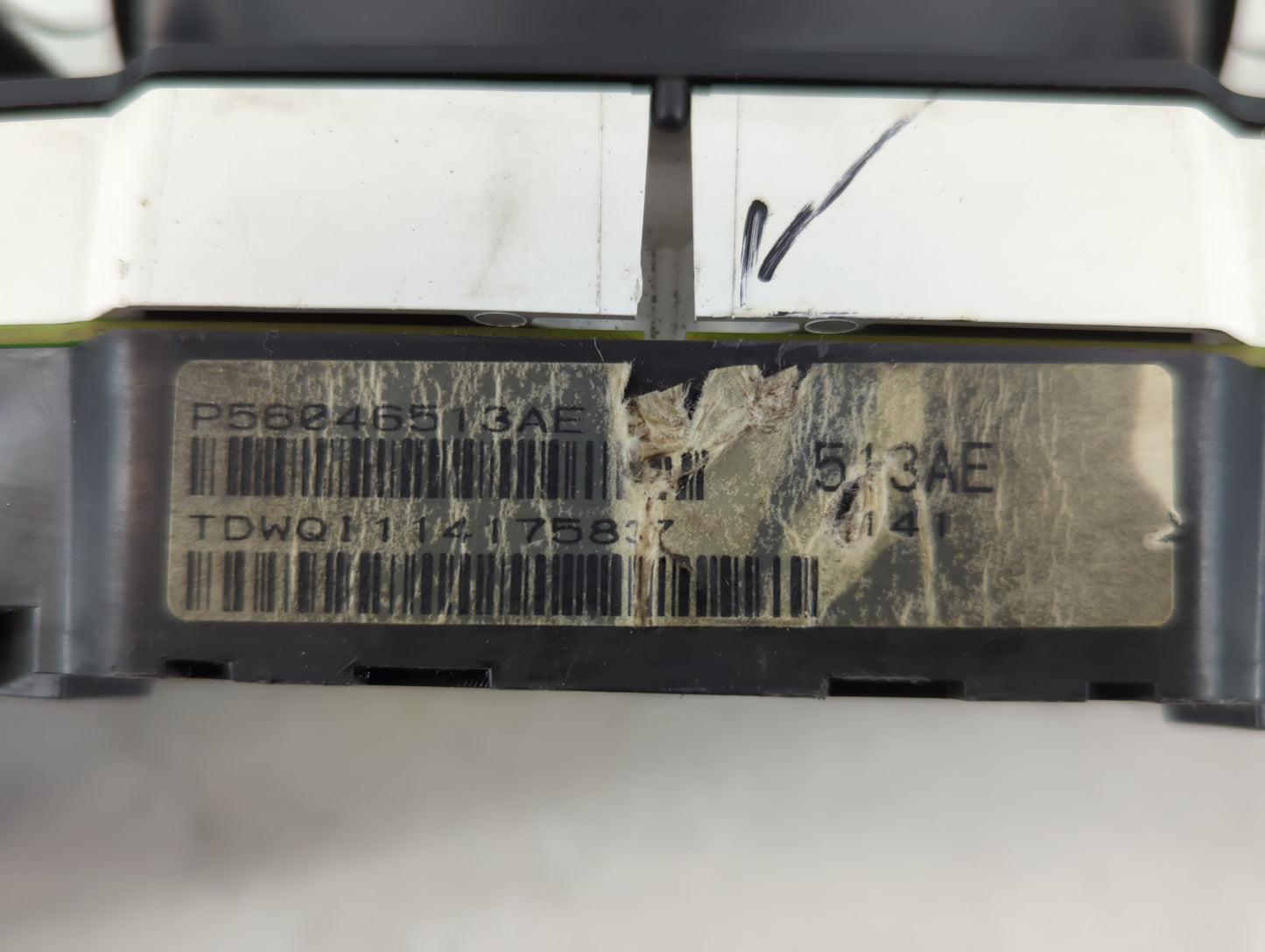 2011-2014 Dodge Avenger Instrument Cluster Speedometer Gauges P/N:P56046513AE Fits Fits 2011 2012 2013 2014 OEM Used Auto Pa