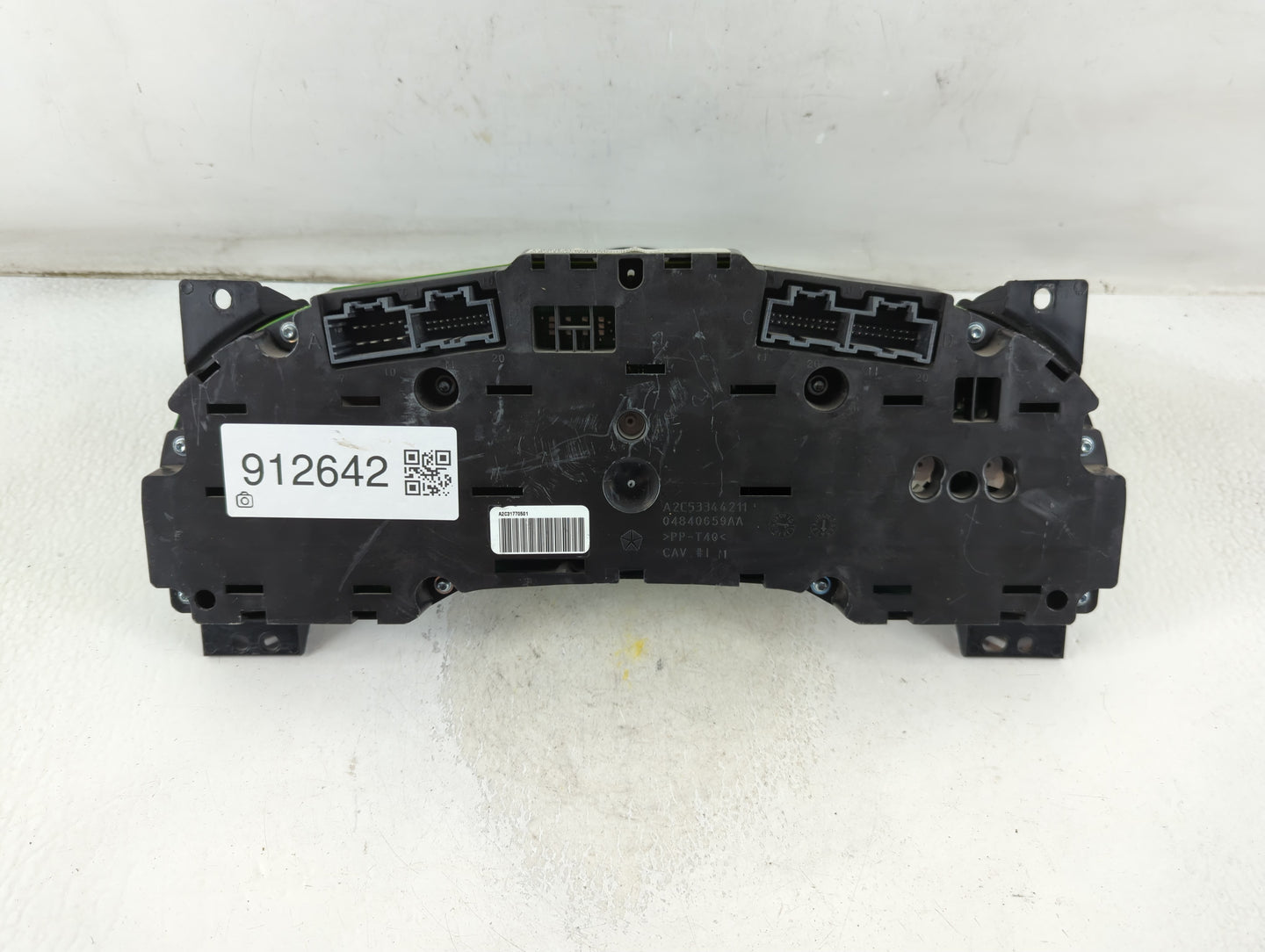 2011-2014 Dodge Avenger Instrument Cluster Speedometer Gauges P/N:P5604513AF Fits Fits 2011 2012 2013 2014 OEM Used Auto Par