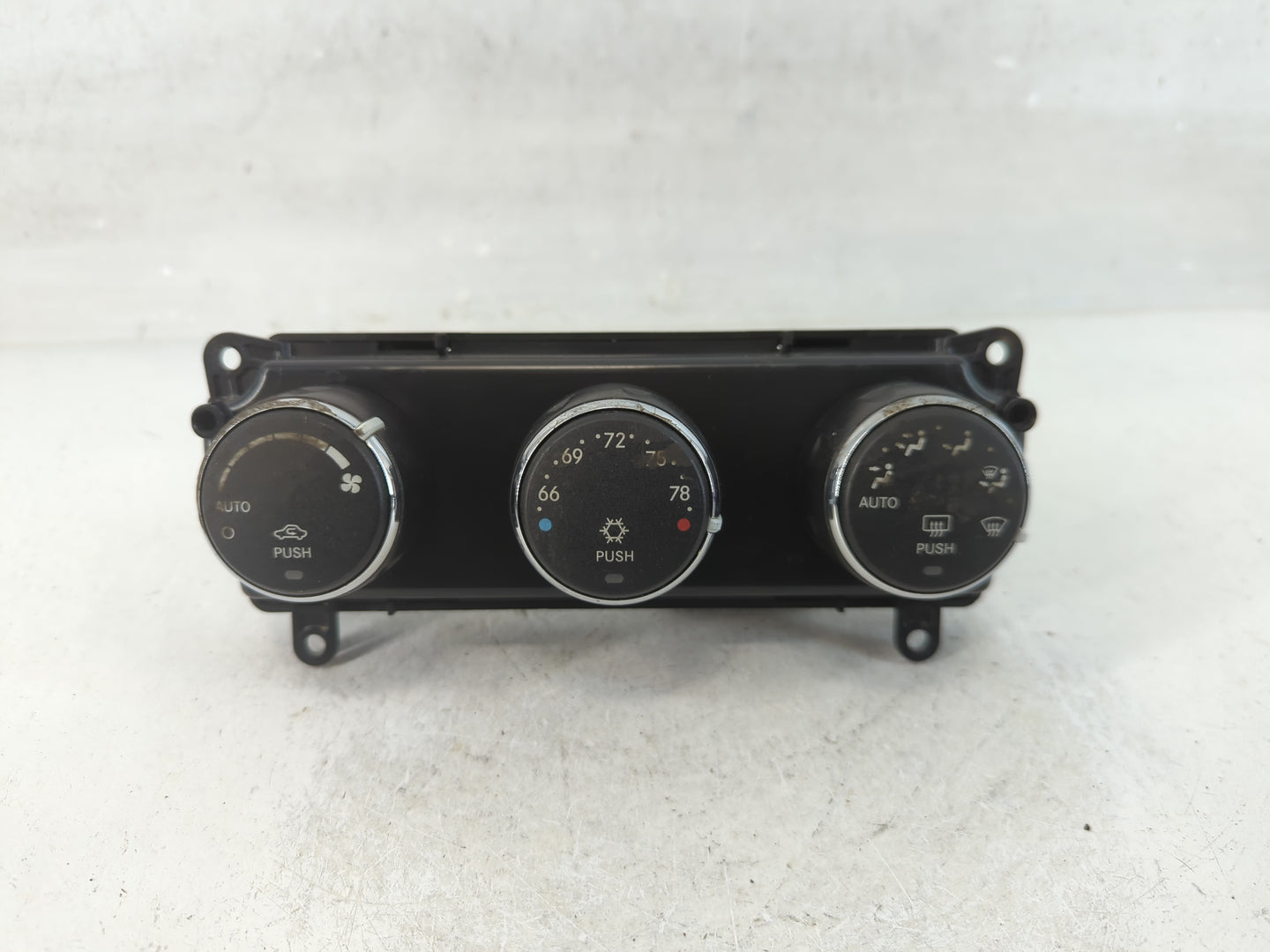 2010-2014 Dodge Avenger Climate Control Module Temperature AC/Heater Replacement P/N:1SX78DX9AC Fits Fits 2010 2011 2012 201