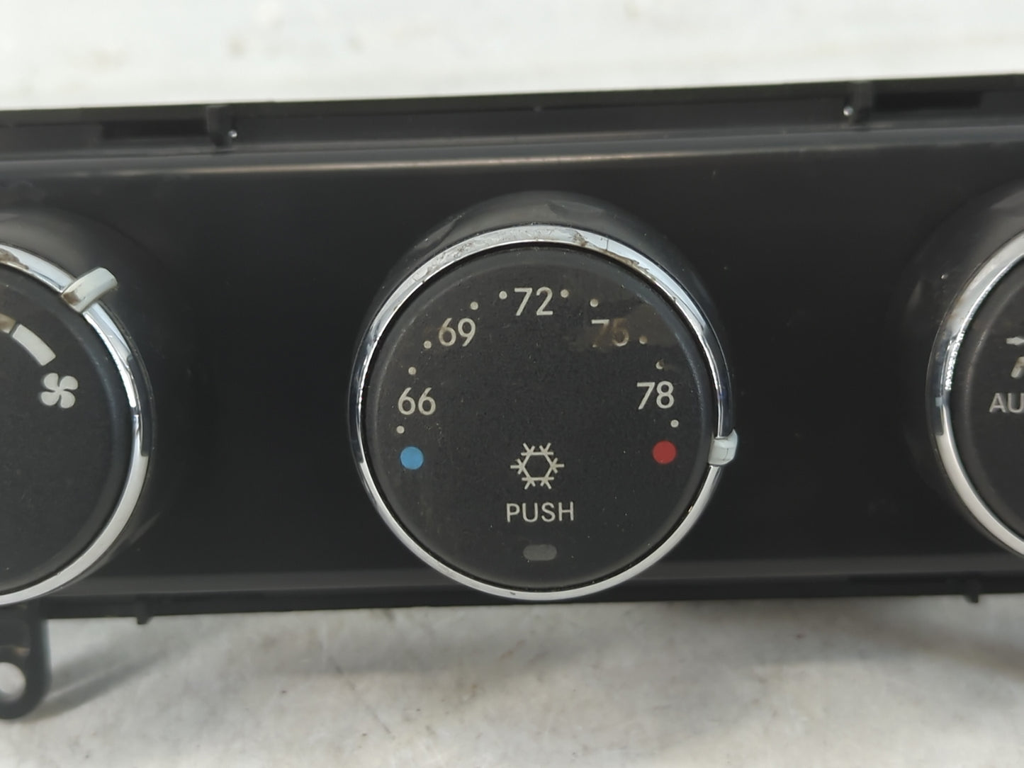 2010-2014 Dodge Avenger Climate Control Module Temperature AC/Heater Replacement P/N:1SX78DX9AC Fits Fits 2010 2011 2012 201