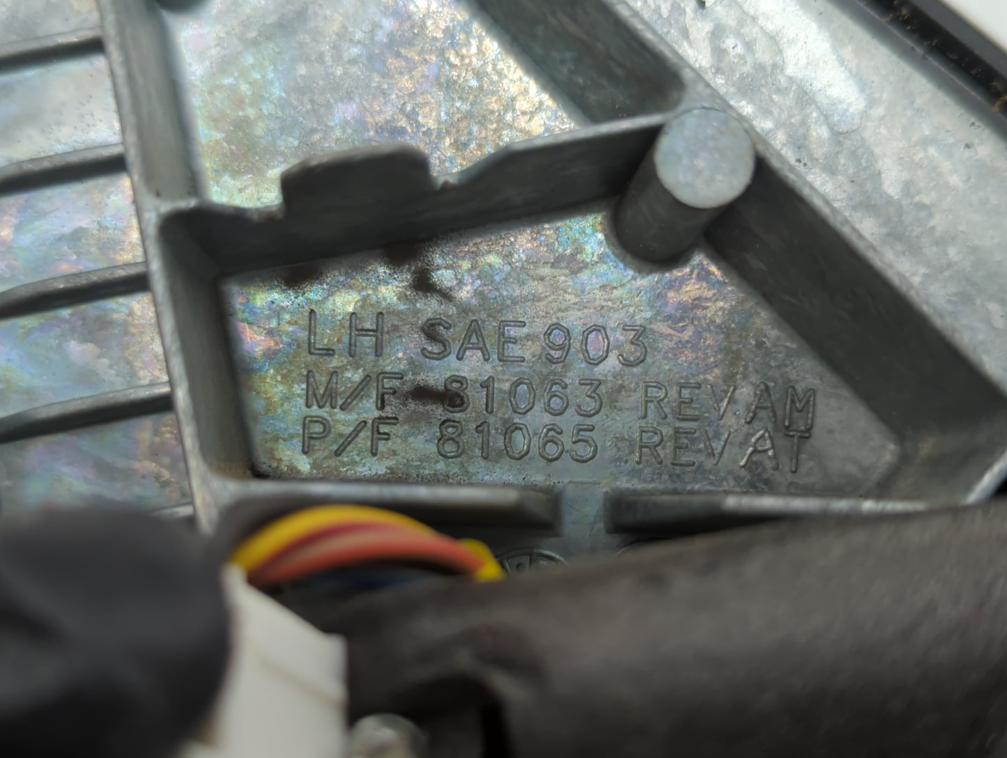 2013-2014 Dodge Avenger Driver Side View Mirror - Left Door Mirror OEM Used - Oemusedautoparts1.com