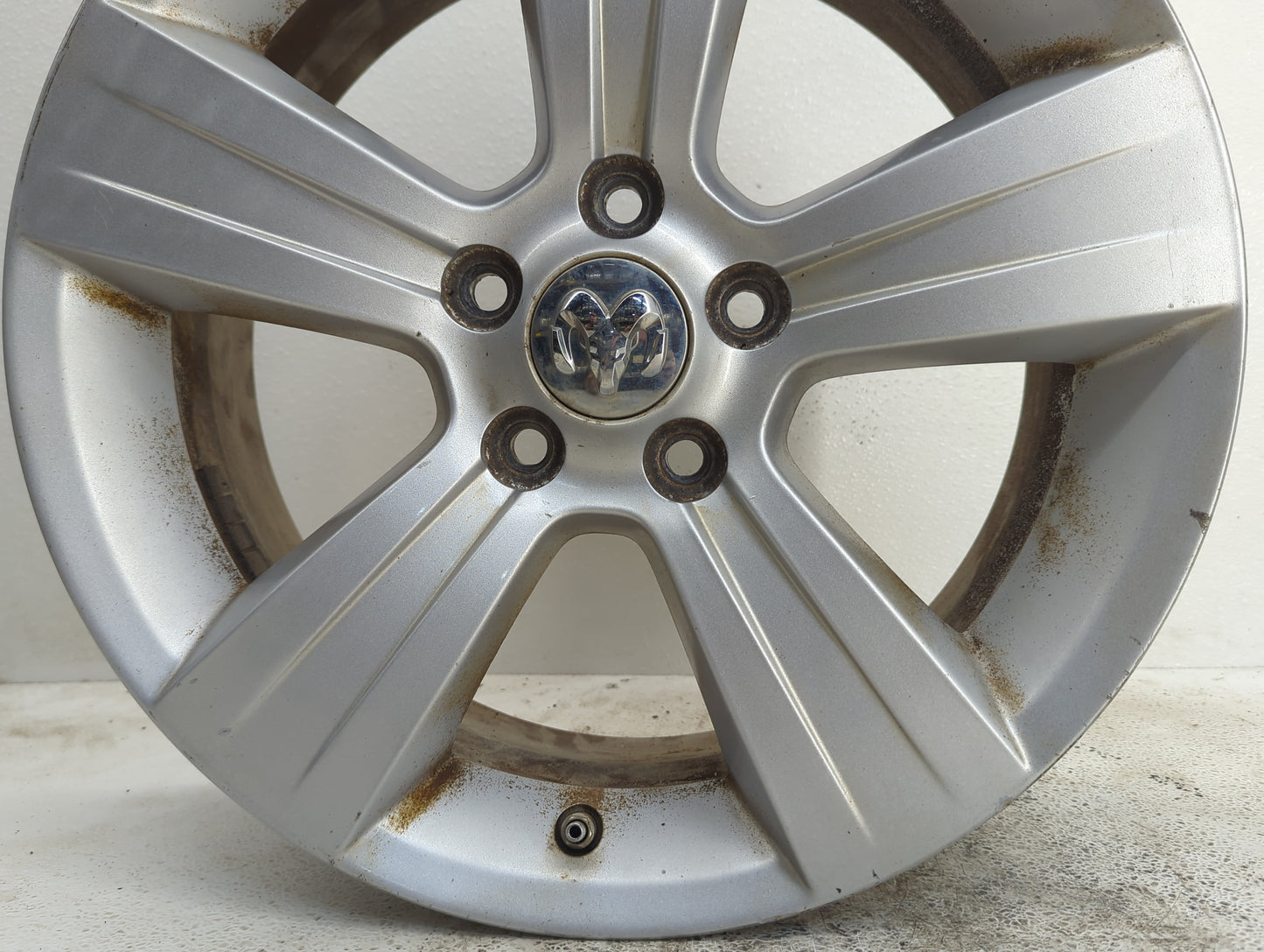 2010-2012 Dodge Caliber Oem Wheel Rim - Oemusedautoparts1.com