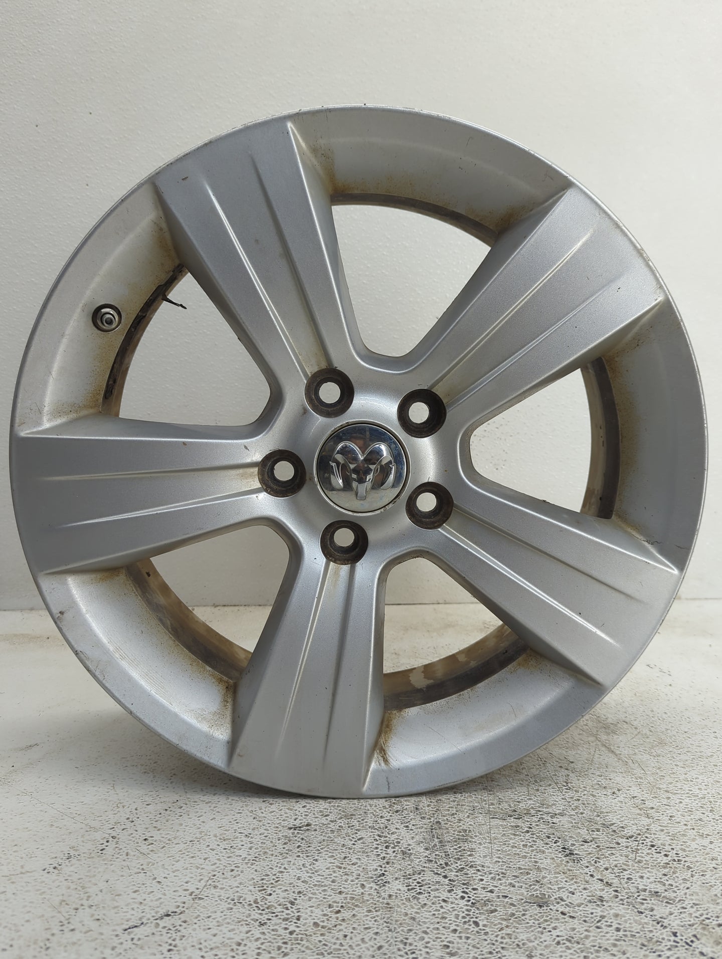 2010-2012 Dodge Caliber Oem Wheel Rim - Oemusedautoparts1.com