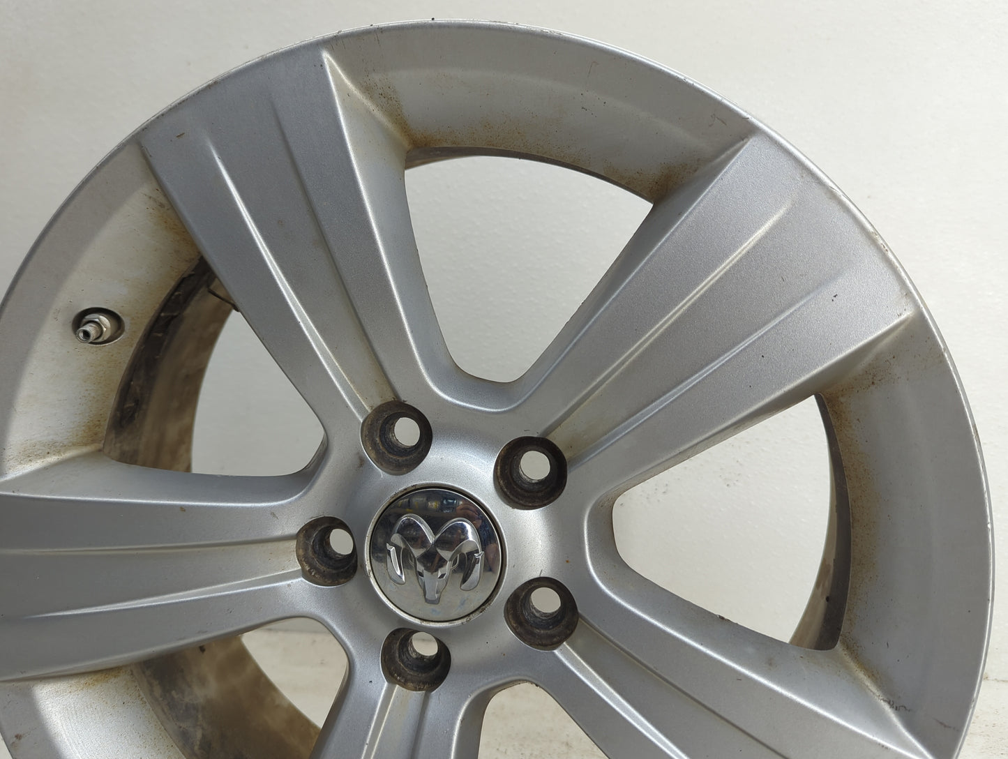2010-2012 Dodge Caliber Oem Wheel Rim 1034839 - Oemusedautoparts1.com