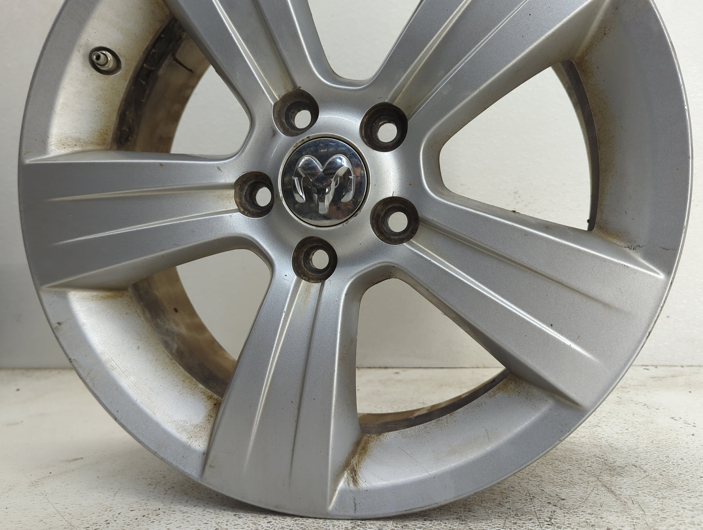 2010-2012 Dodge Caliber Oem Wheel Rim - Oemusedautoparts1.com